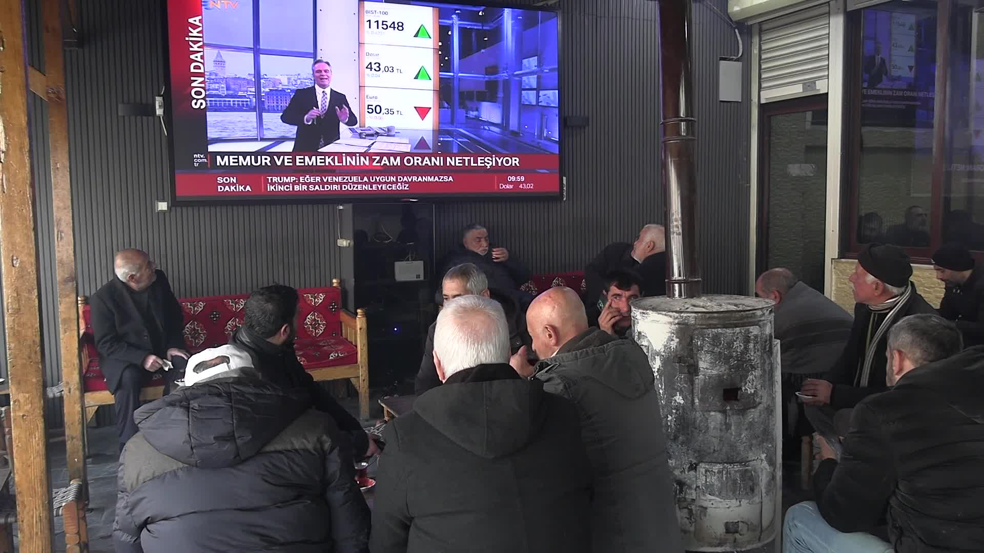 Emeklilerden zam oranına tepki:  "Biz artık gidip askıda bize uyacak ayakkabı, elbise, gömlek arıyoruz. Biz bunu hak etmedik"