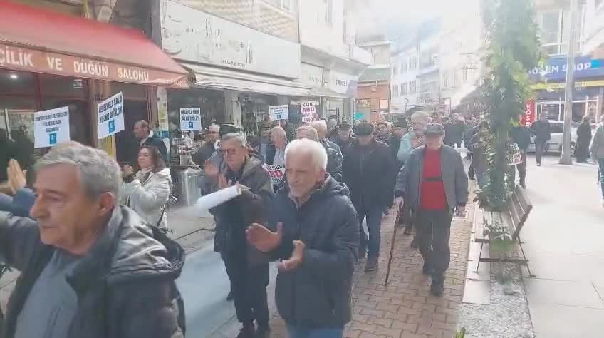 Fındıklı Demokrasi Güçleri, ABD'nin Venezuela saldırısını protesto etti