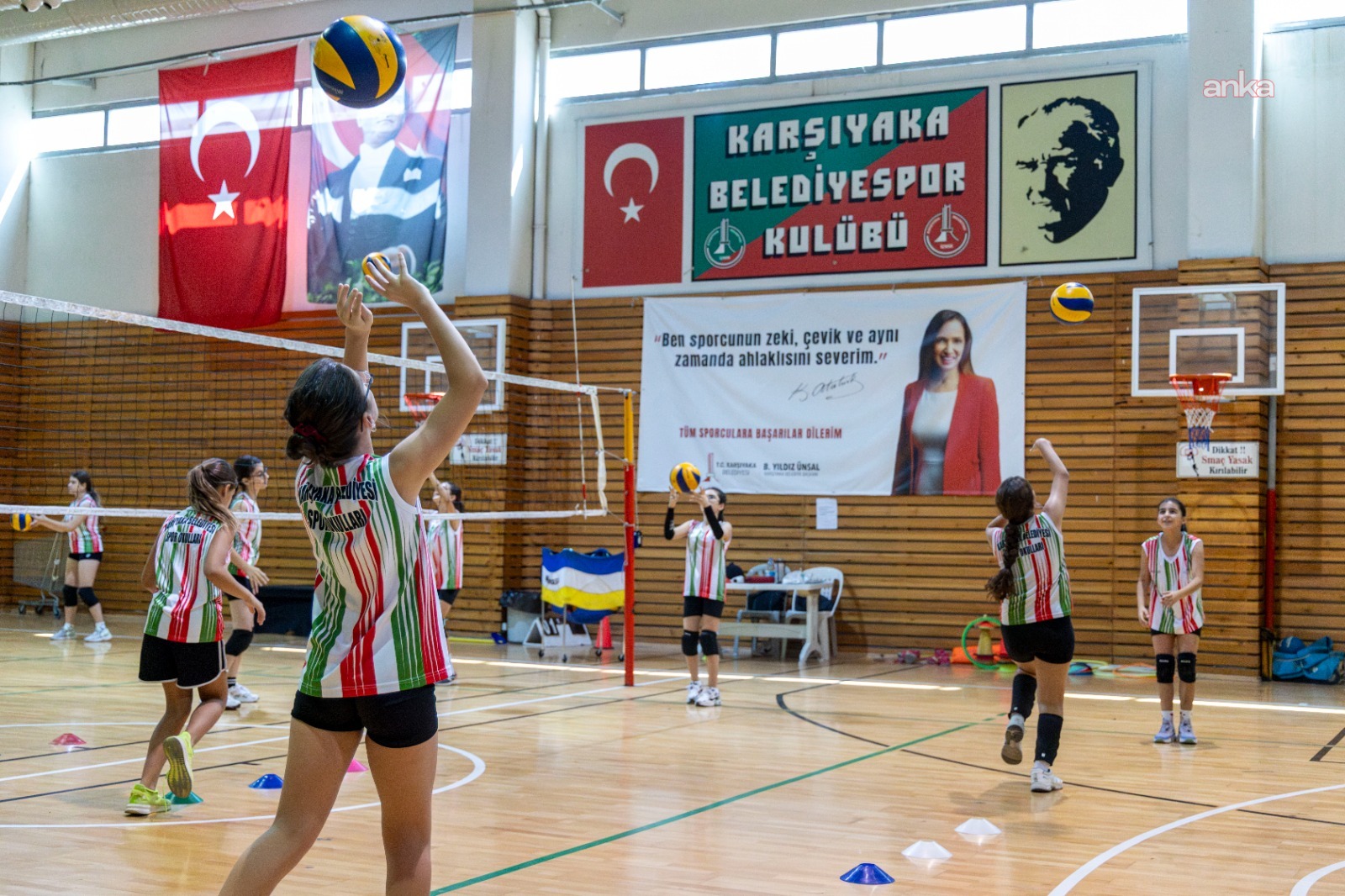 Karşıyaka Belediyesi’nden voleybolseverleri bir araya getirecek turnuvası