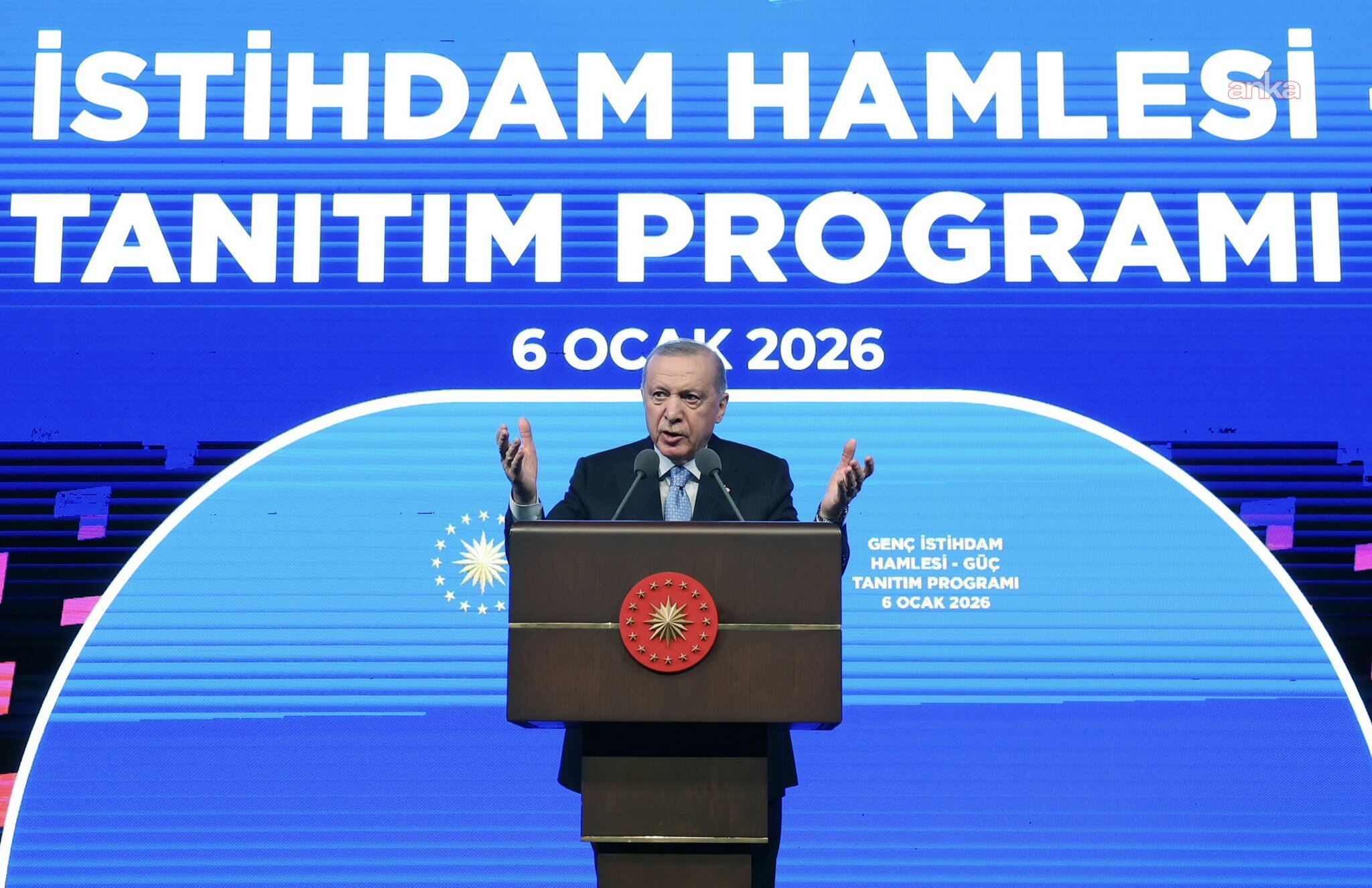 Cumhurbaşkanı Erdoğan: Staj desteklerimize önümüzdeki 3 yıl için toplam 27 milyar liralık bütçe ayırdık