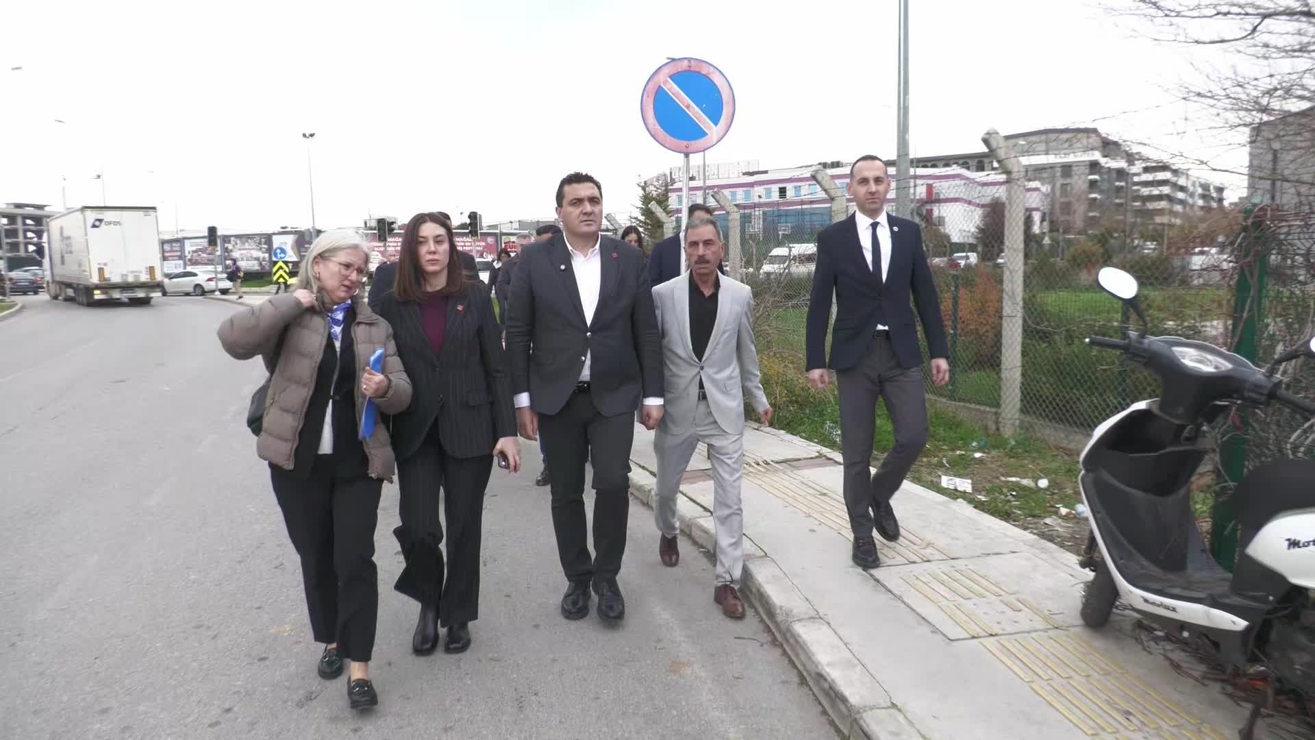Ulaş Karasu’dan Digel Tekstil işçilerine destek: “Çalışma ve Sosyal Güvenlik Bakanı gerekli çalışmaları yapsın yoksa iki elimiz yakanızda olacak”