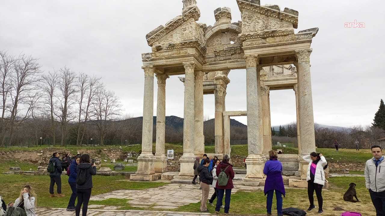 Aydın Büyükşehir Belediyesi, Afrodisias Antik Kenti'ne gezi düzenledi