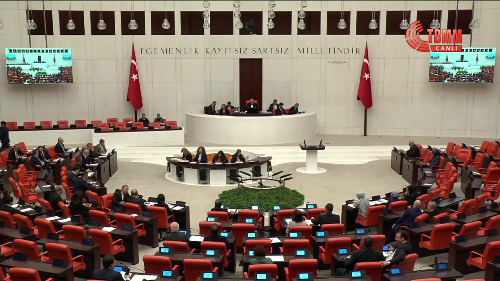 TBMM Genel Kurulu... CHP Grup Başkanvekili Gökhan Günaydın: "Mutlaka bir intibak düzenlemesi ve seyyanen zam yapılmalı"