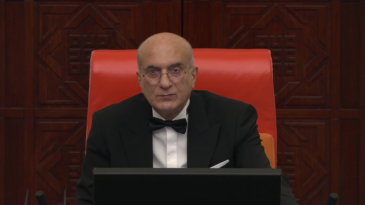 CHP'li Salıcı'dan iktidara tepki: IŞİD’le etkin bir mücadele yürütmeniz için başımıza daha kaç felaket gelmesi gerekiyor?