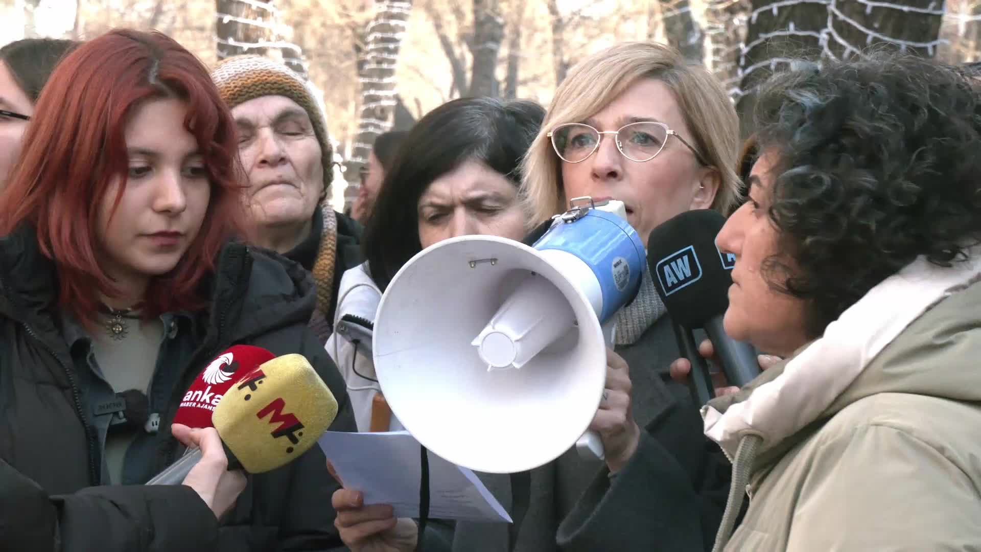 Kadın Mitingi Bileşenleri'nden çağrı: "Geleceğimiz için 10 Ocak'ta Tandoğan'da Kadın Mitingi'nde buluşalım"