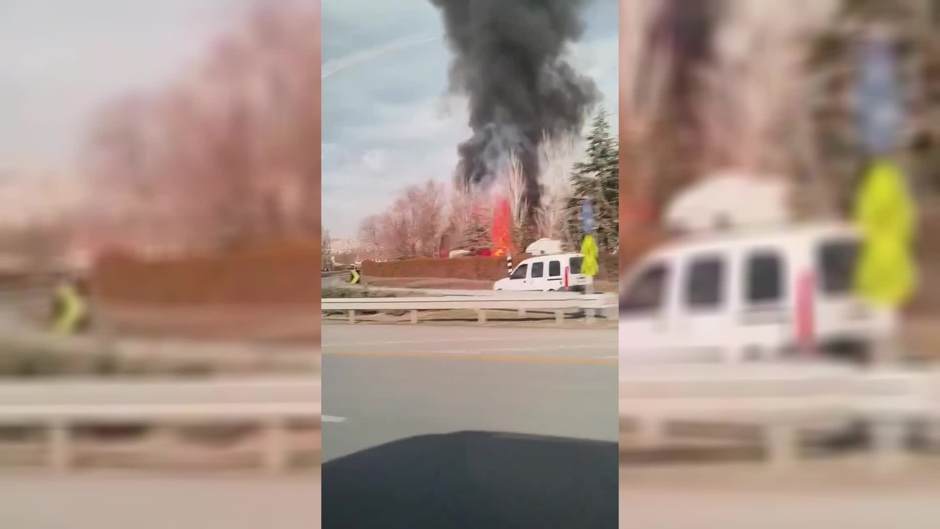 Ankara'da Emniyet Yediemin Otoparkı’nda yangın: 3 arazöz, 7 tanker ve 1 köpük kulesi ile yangına müdahale ediliyor