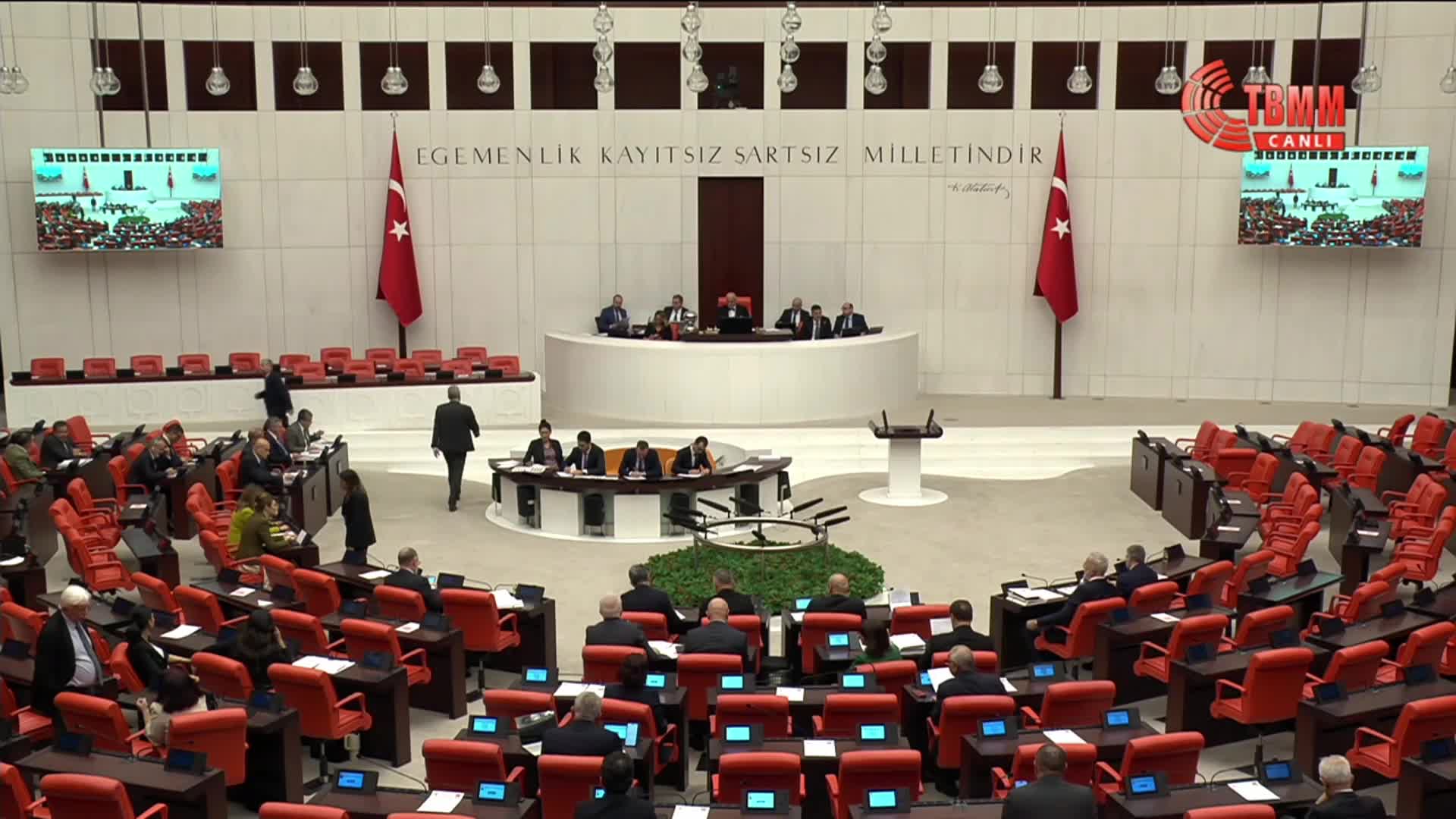 TBMM Genel Kurulu... Çömez'den 'sahte gübre' iddiası: "Sizin vazifeniz çiftçiyi korumak değil mi?"