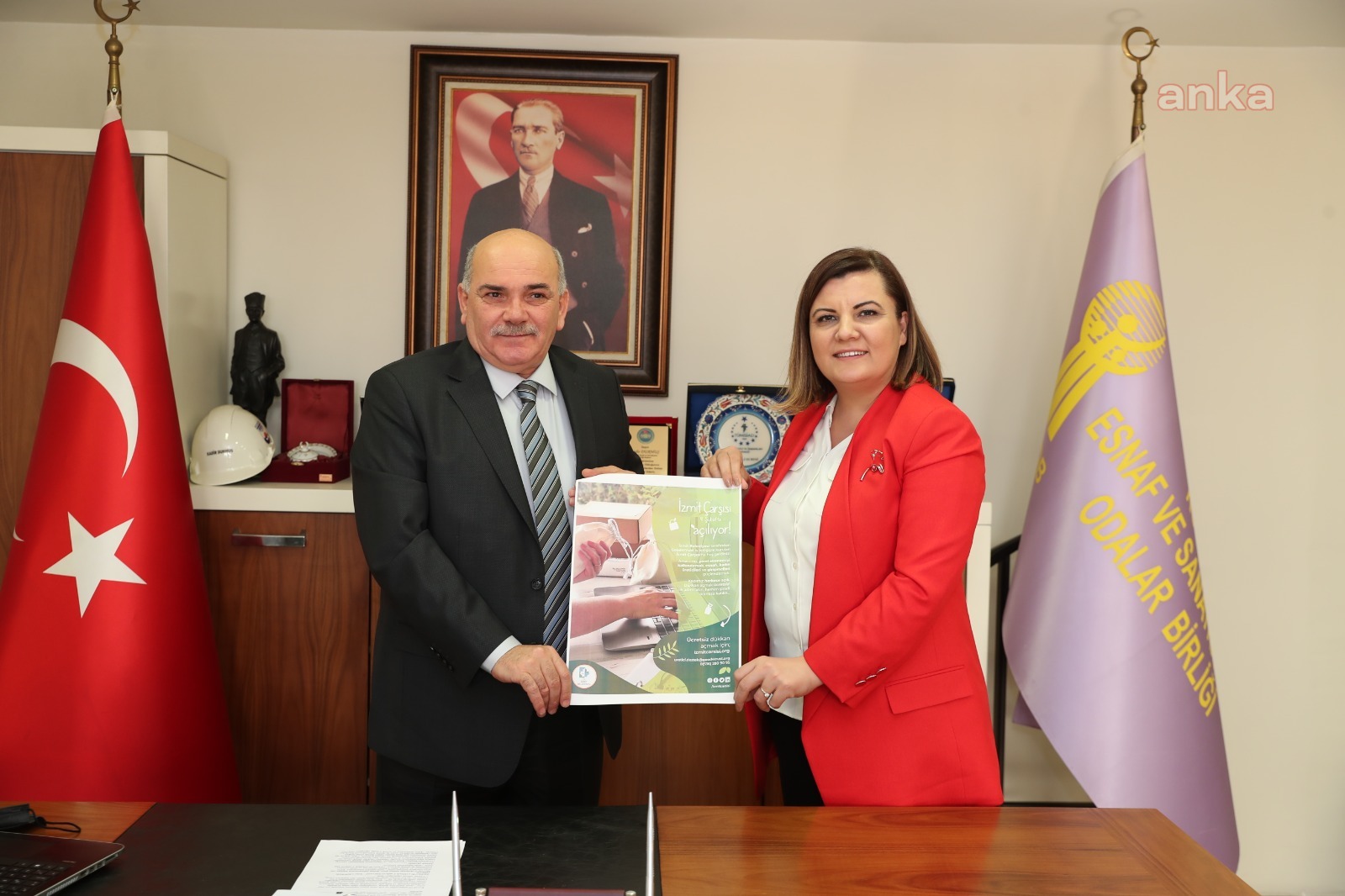 BELEDİYE BAŞKANI HÜRRİYET, ESNAF VE SANATKARLAR ODASI'NA İZMİT ÇARŞISI'NI TANITTI