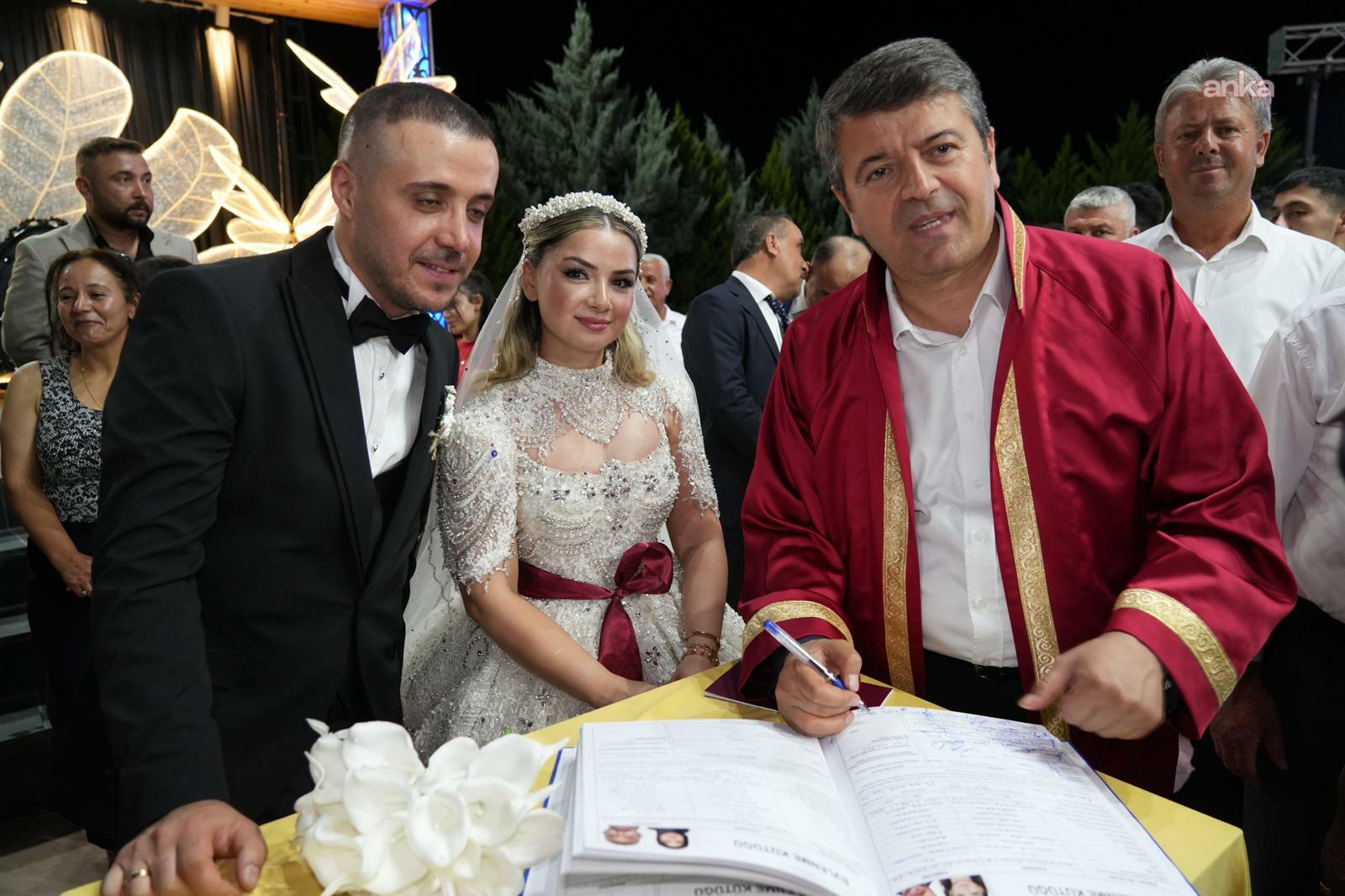 Adıyaman’da 2025 yılında 2 bin 90 nikah kıyıldı