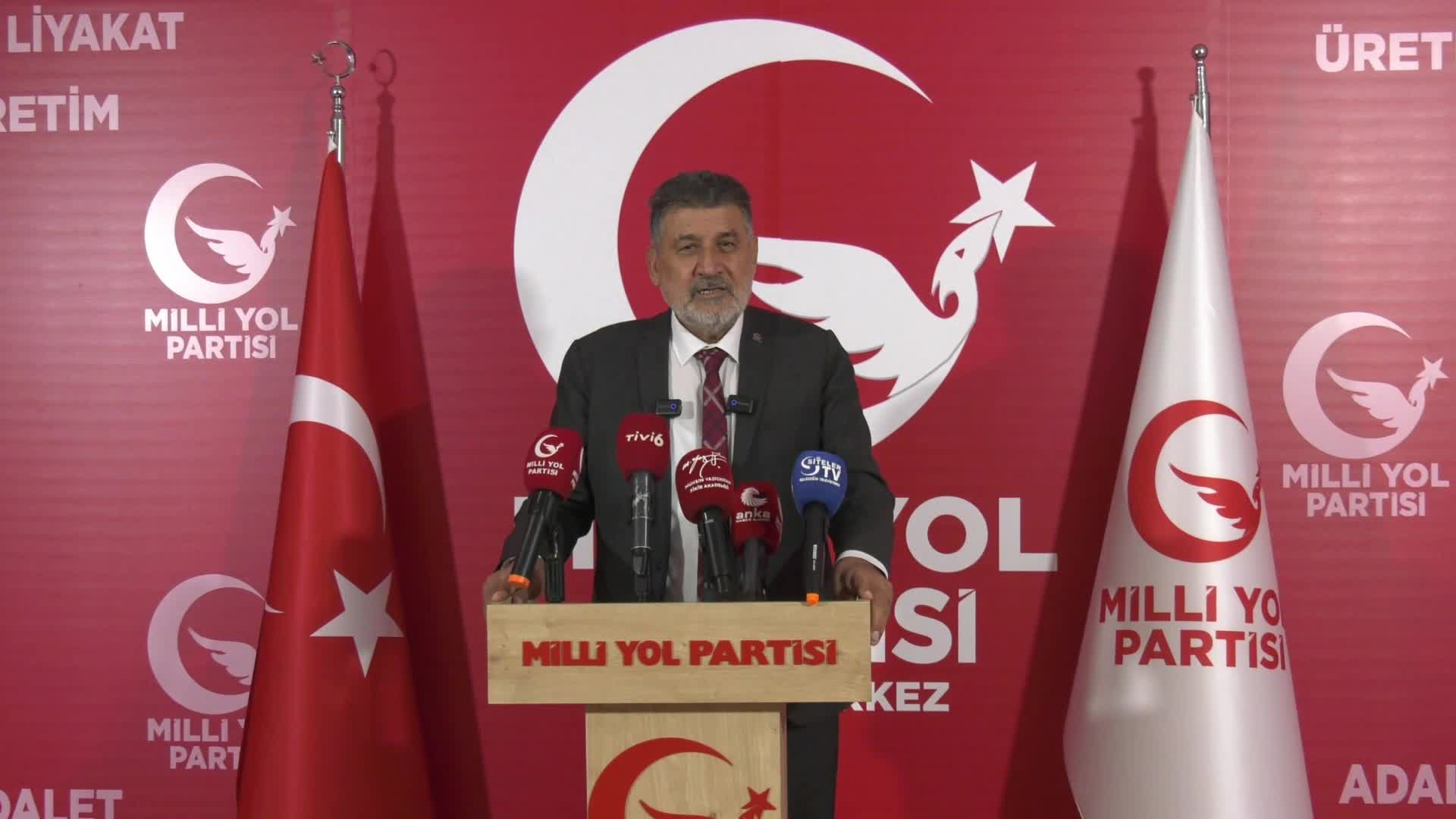 Remzi Çayır'dan AK Parti'ye katılan Mersin Milletvekili Çakır'a "dava arkadaşlarım" tepkisi: "Bunda ne dava ne mana var; tek çıkar var"