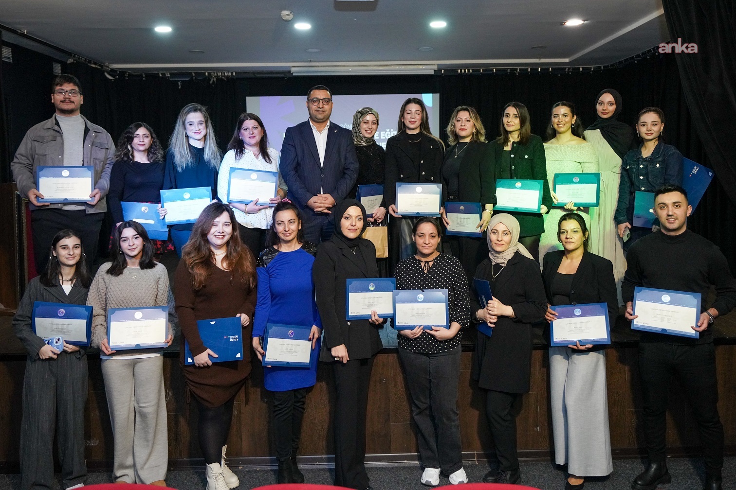 Beylikdüzü Belediyesi Kariyer Merkezi’nin uygulamalı muhasebe eğitimi, üçüncü dönem mezunlarını verdi