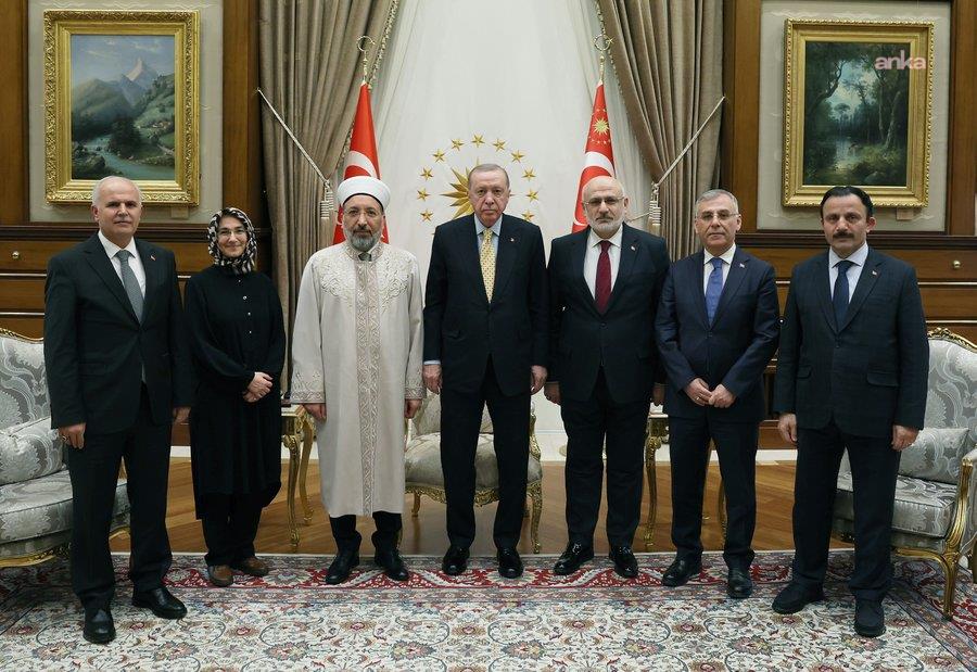 Cumhurbaşkanı Erdoğan, Diyanet İşleri Başkanı Safi Arpaguş’u kabul etti