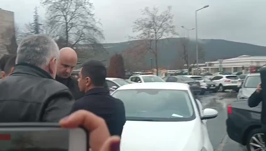 Marmaris Belediye Başkanı Ünlü hakkındaki "19 Mart protestosu" davası... Savcı, esas hakkındaki görüşünde Ünlü'nün cezalandırılmasını talep etti