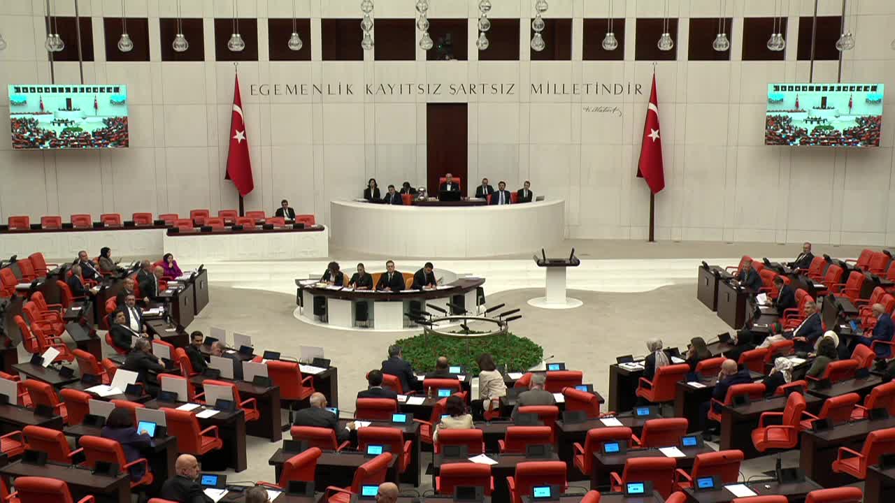 TBMM Genel Kurulu... CHP'li Konuralp: Metin Göktepe'yi anmak, basın özgürlüğünü savunmak, barışı savunmak her türlü şiddetin karşısında olmaktır