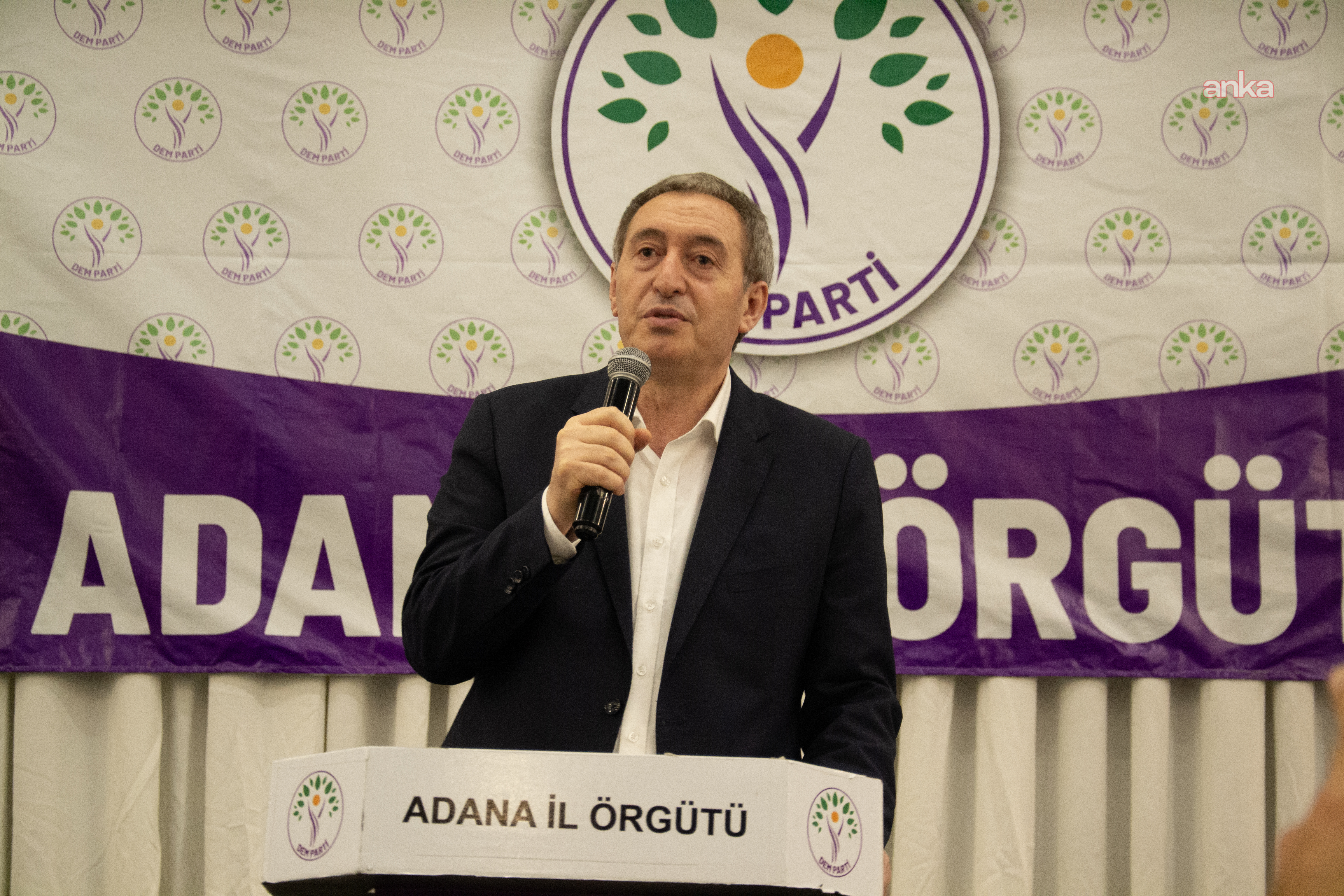 Tuncer Bakırhan: Türkiye ne yazık ki yanlış bir siyaset izliyor