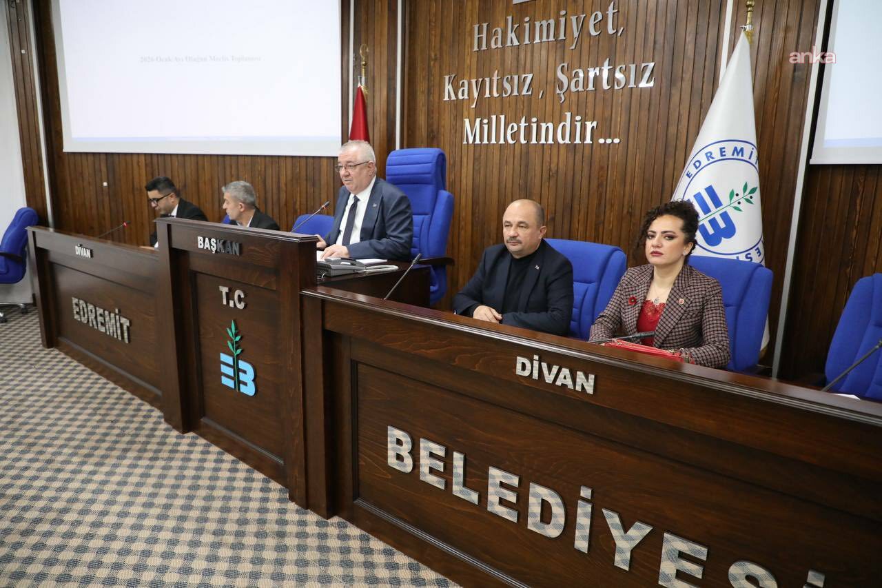 Edremit Belediye Meclisi’nde yılın ilk toplantısı yapıldı