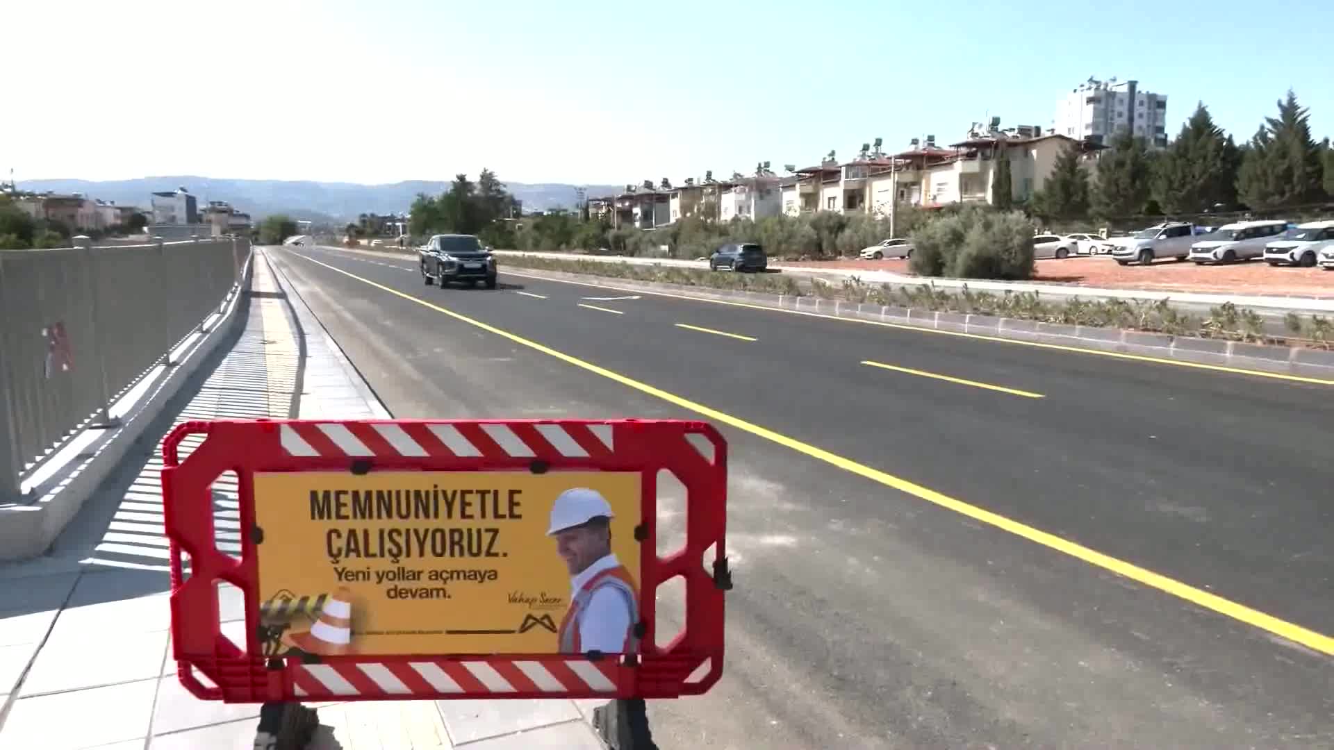 Mersin Büyükşehir Belediyesi 13 ilçede yıl boyu yol çalışmalarına devam etti