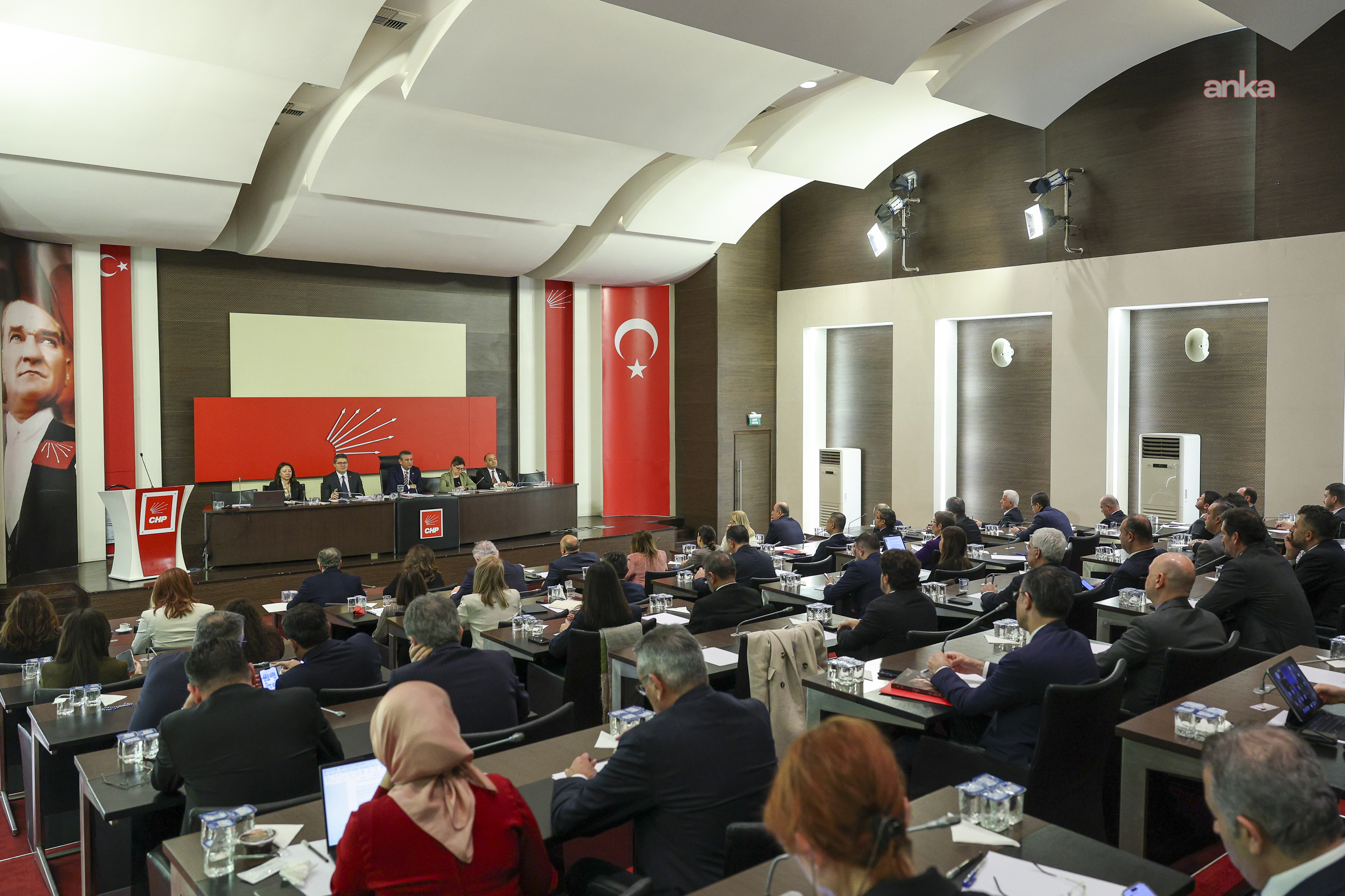 CHP PM sonuç bildirgesi: “Türkiye’nin krizlerden çıkarılması ve güvenli bir geleceğe taşınması için erken seçim, ertelenemez ve acil bir ihtiyaçtır”