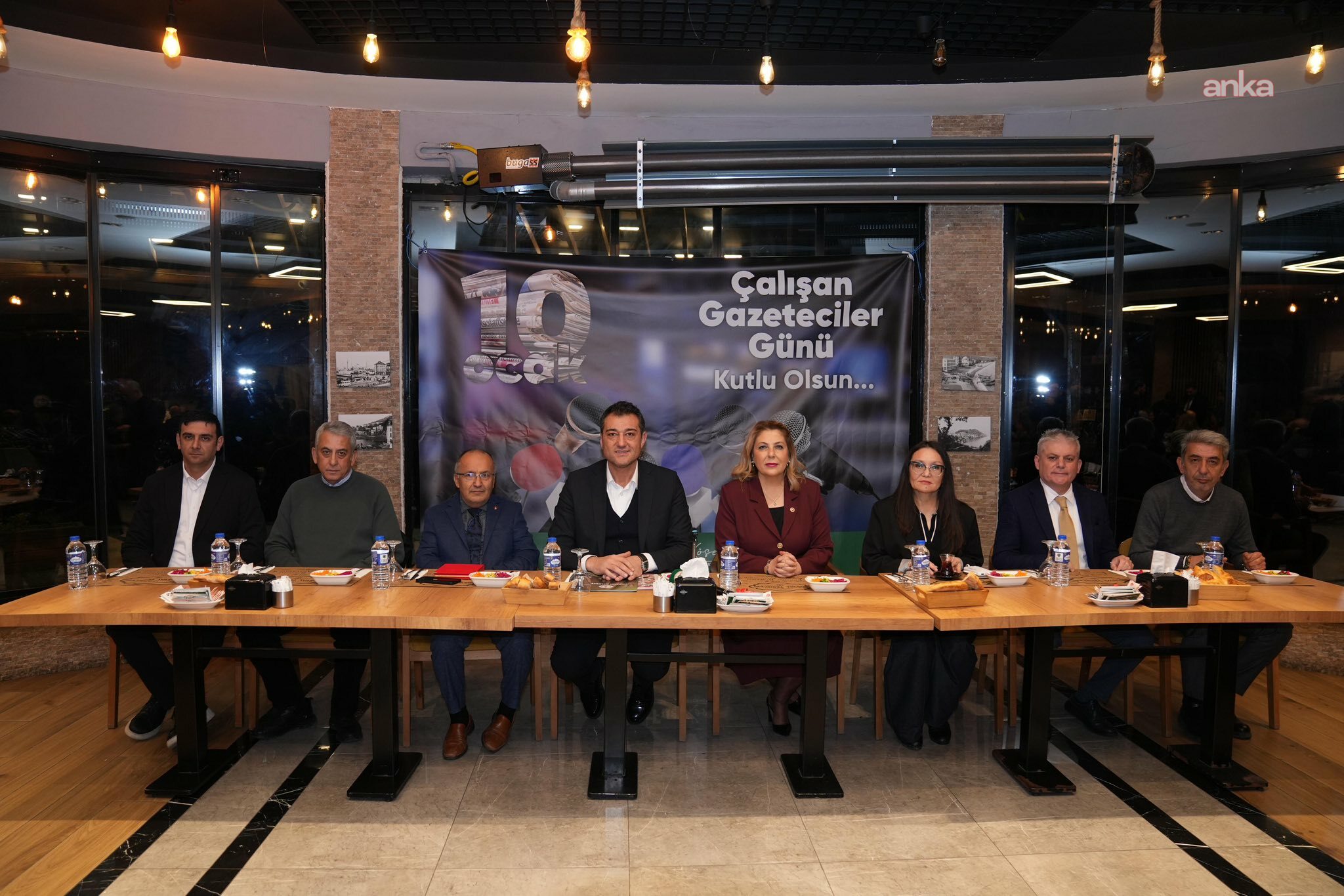 Giresun Belediye Başkanı Köse, kentteki basın mensuplarıyla bir araya geldi