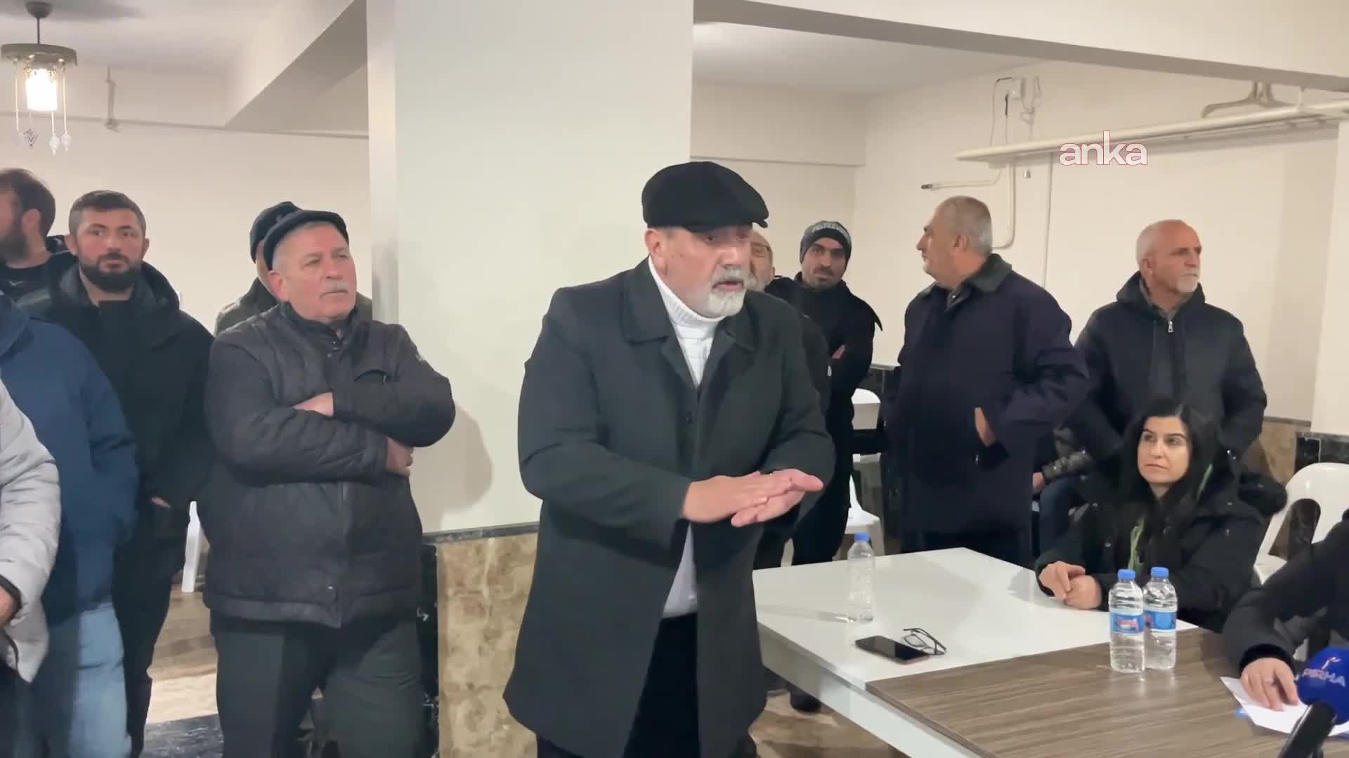 Tunceli Cemevi'ndeki genel kurulda taraflar arasında arbede çıktı