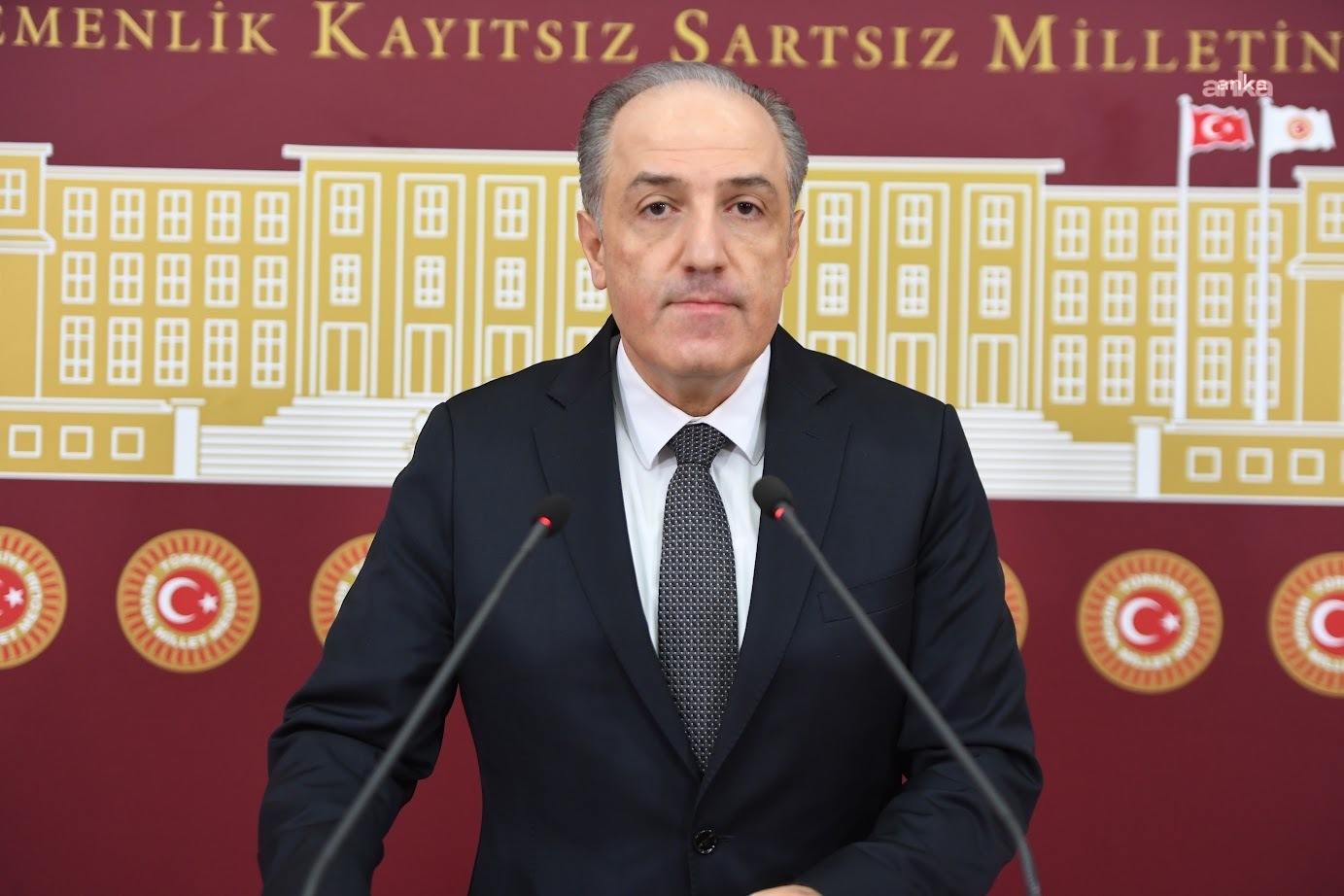 Bağımsız Milletvekili Yeneroğlu, Çiğdem Mater ve Mine Özerden’i Bakırköy Cezaevi'nde ziyaret etti