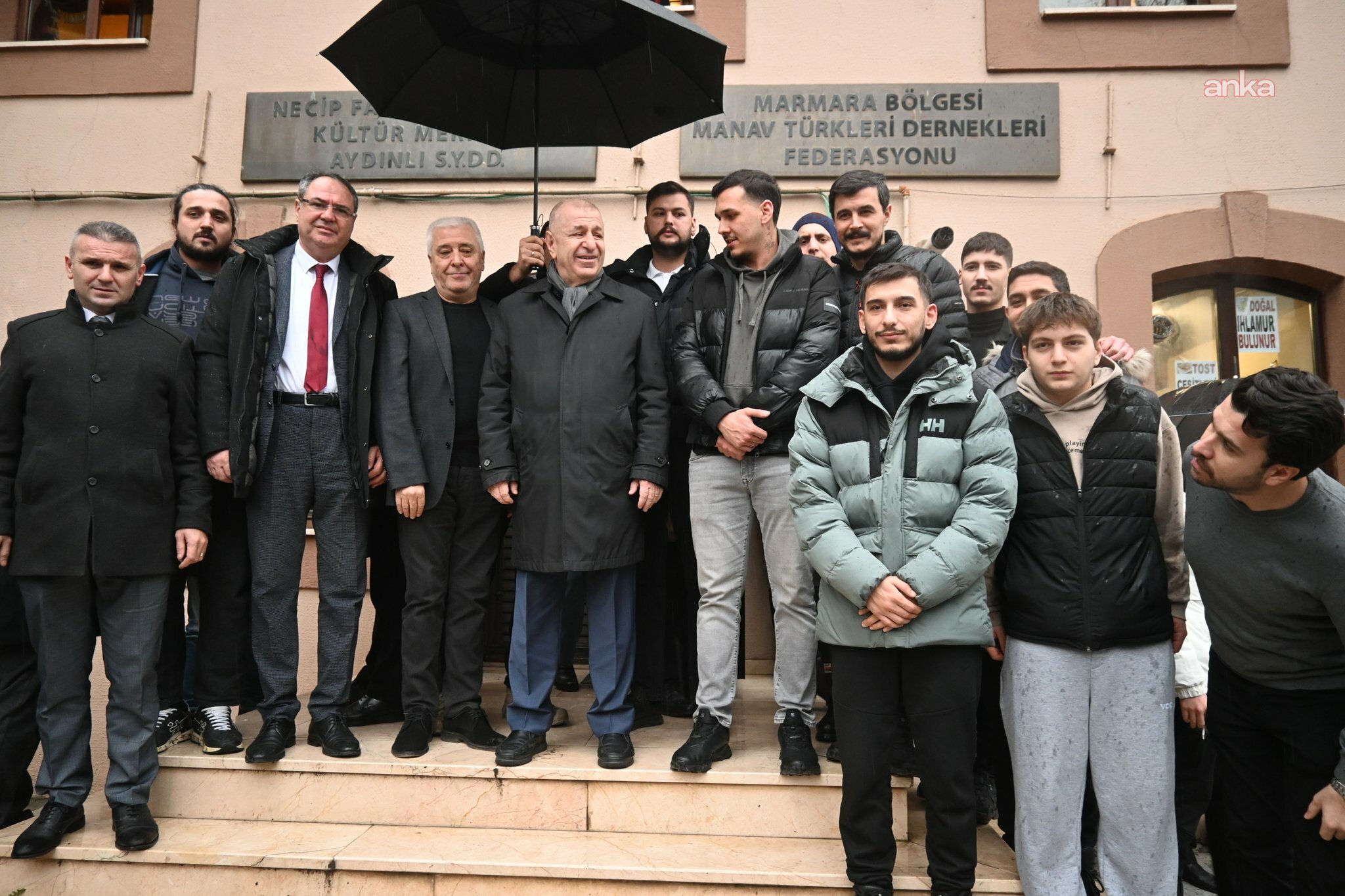 Ümit Özdağ, Marmara Bölgesi Manav Türkleri Dernekleri Federasyonu’nu ziyaret etti