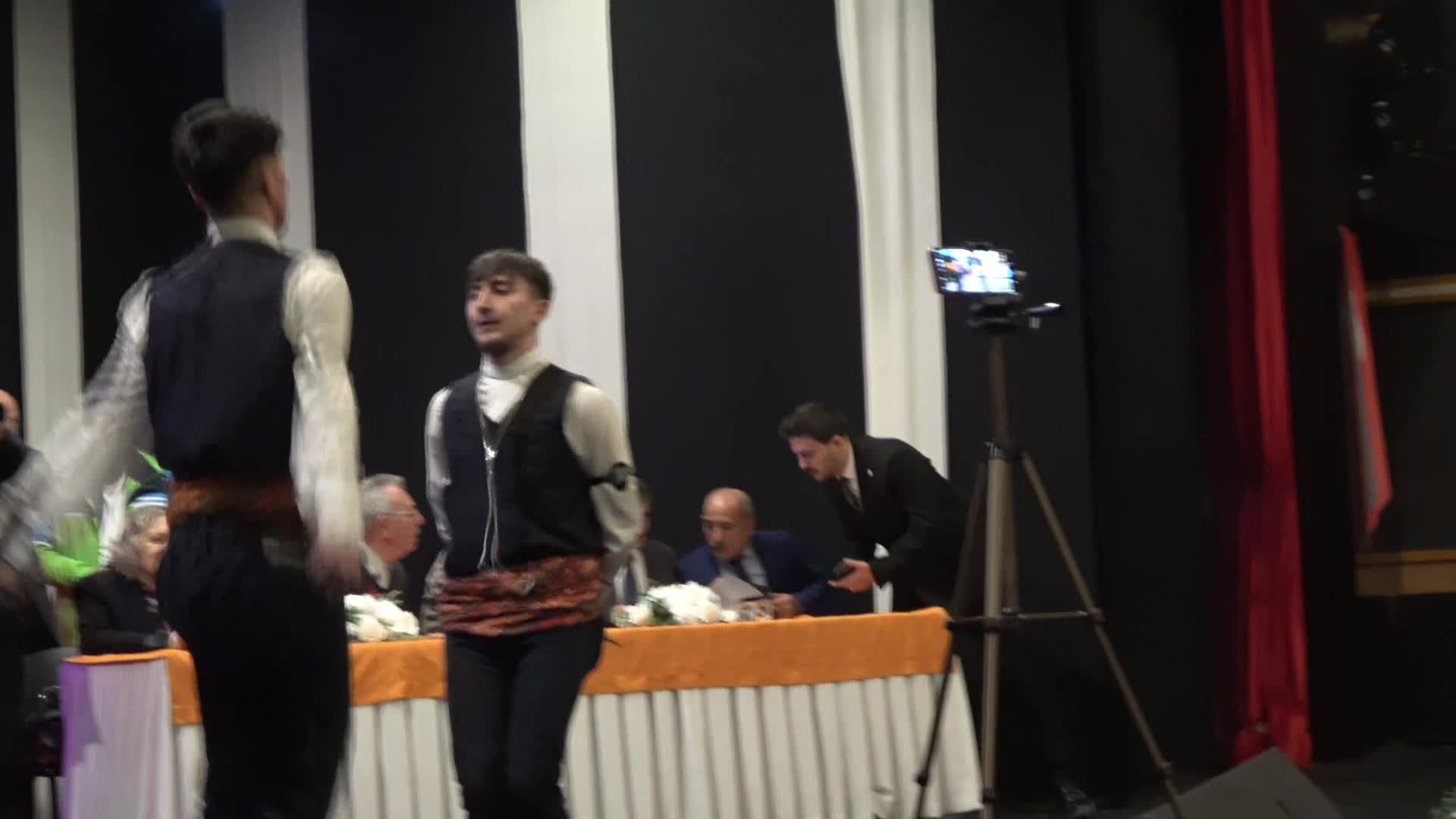 DP lideri Uysal: Bin liranın müjde gibi sunulması sefaletin itirafıdır. Emekliler lütuf değil, alın terinin karşılığını istiyor
