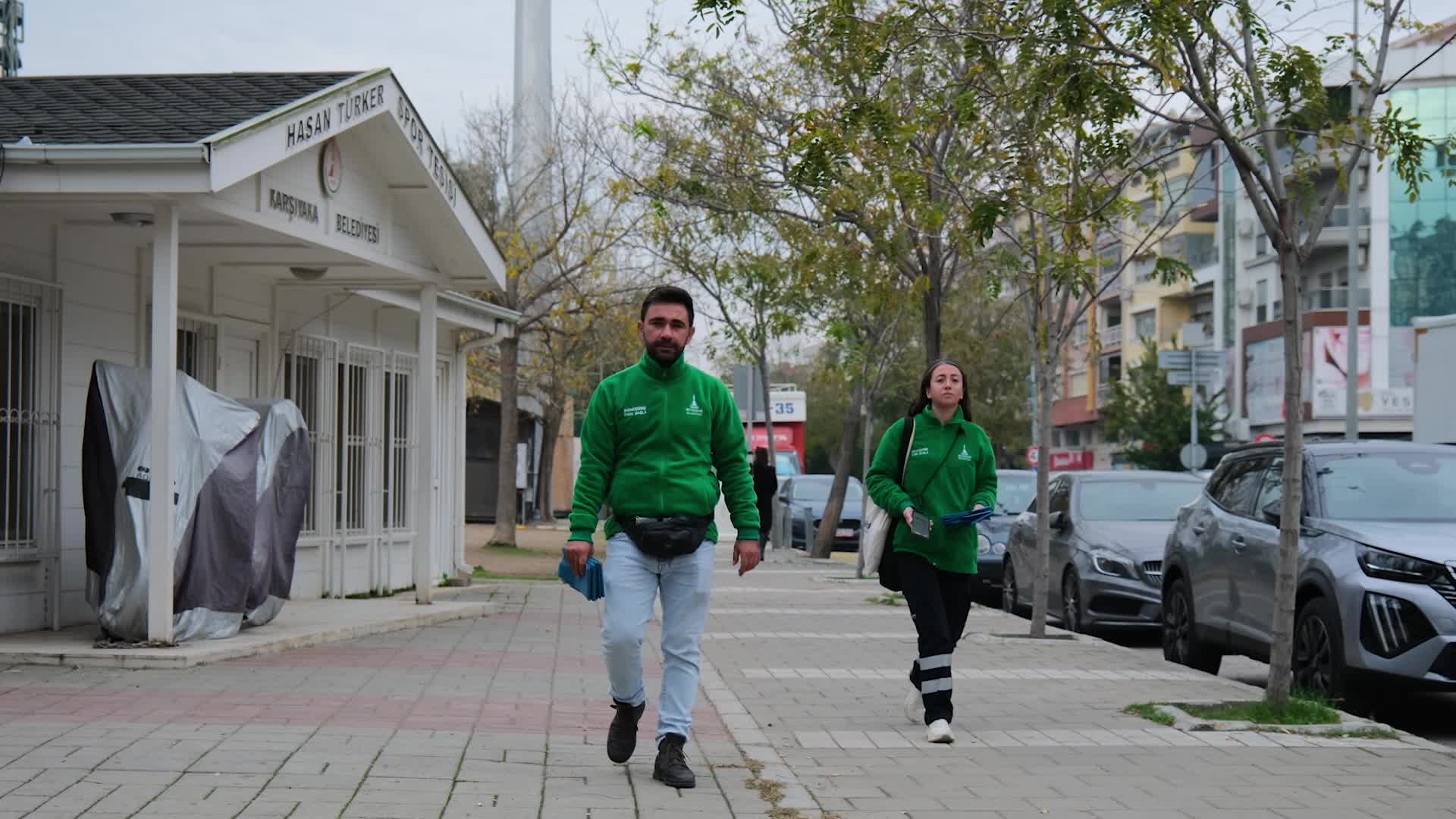 İzmir’de dönüşüm evden başladı
