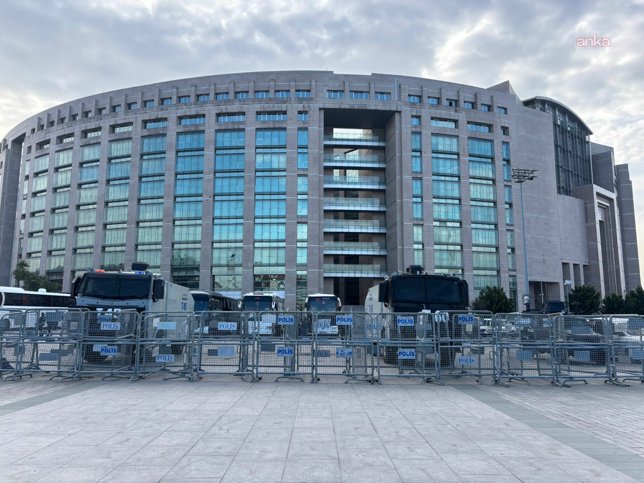 İmamoğlu'nun 19 Mart sürecindeki "Egemenlik Kayıtsız, Şartsız Milletindir" paylaşımıyla ilgili dava sonuçlandı