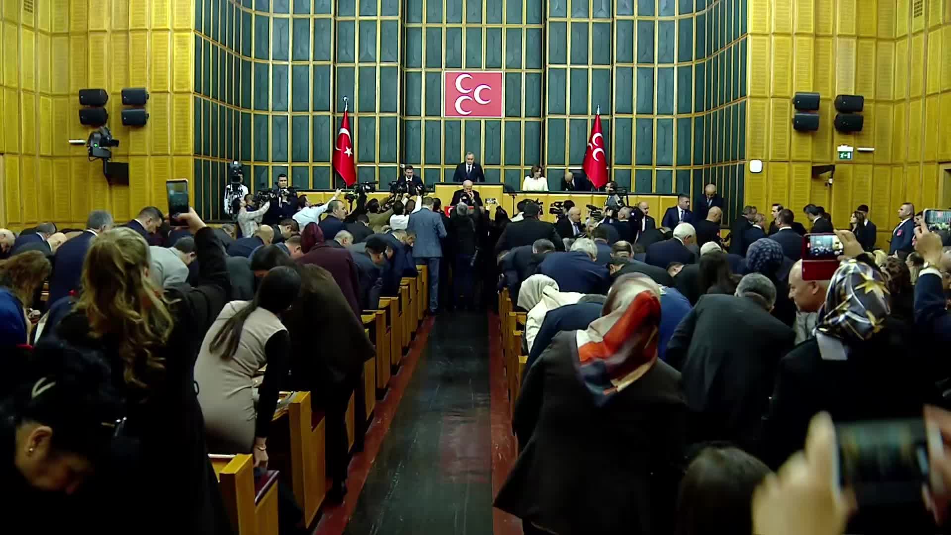 MHP Grup Toplantısı... Bahçeli: "DEM Parti yetkililerinin 'Türkiye’yi uyarıyoruz' diyerek başlayan söz ve açıklamaları, SDG/YPG’yi aklama ve arkalama niyetleri hakikaten çok üzücü ve sorunlu bir dildir"