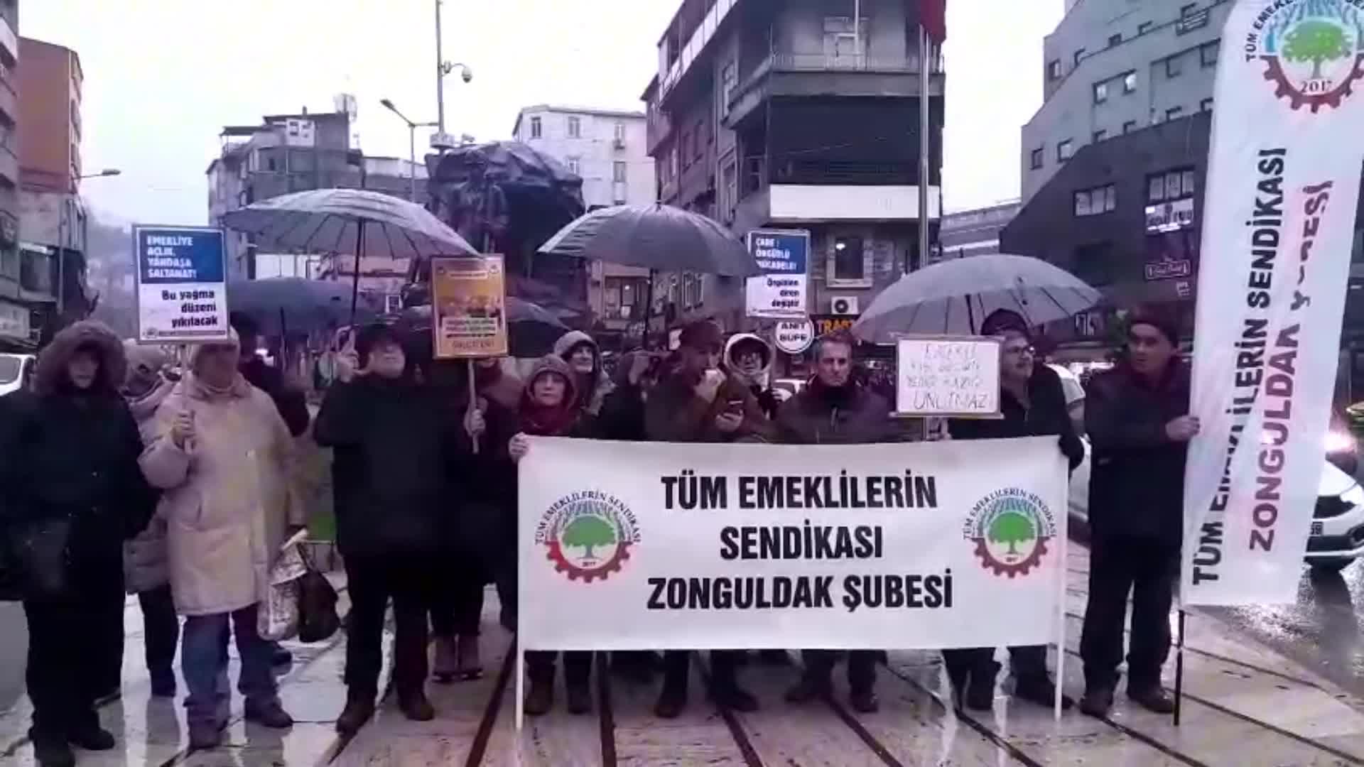 Zonguldak'tan iktidara seslenen emekliler: Direne direne kazanacağız, ferman iktidarın sokaklar bizimdir