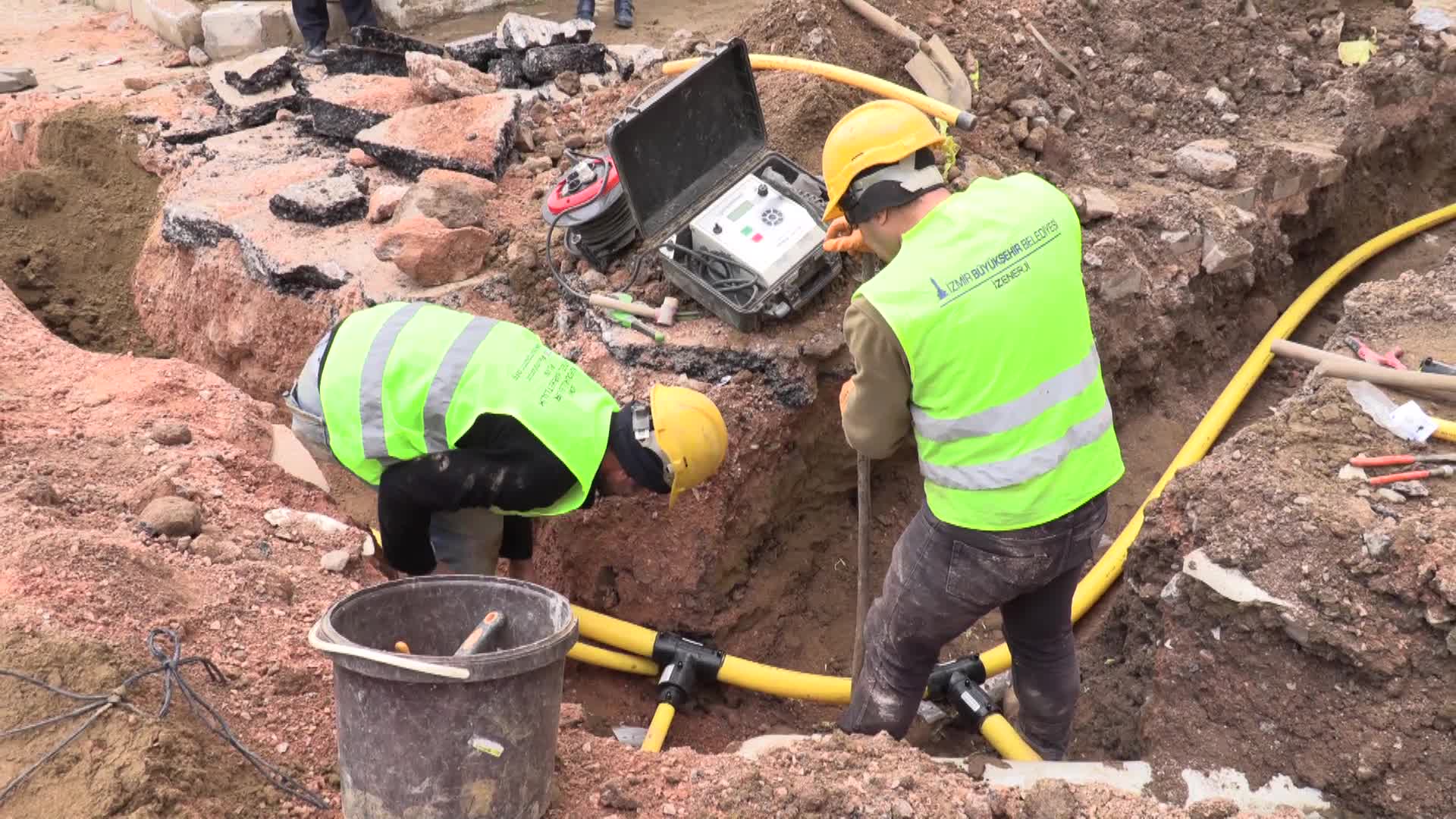 Konak’ın 4 mahallesine daha doğal gaz çalışması başlatıldı