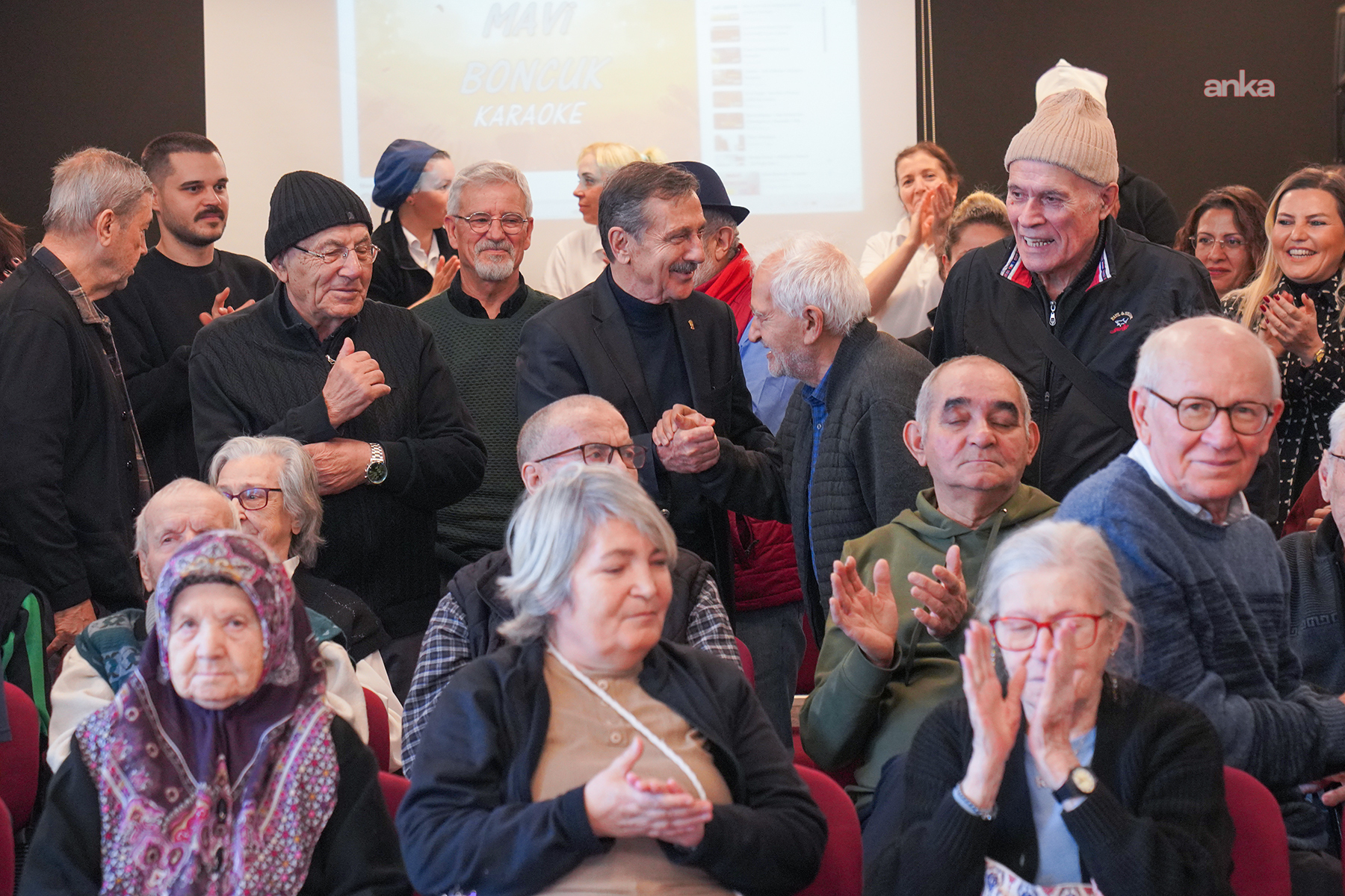 Tepebaşı Belediye Başkanı Ataç: “Deneyimli vatandaşlarımızı ailemizin büyükleri olarak görüyoruz”