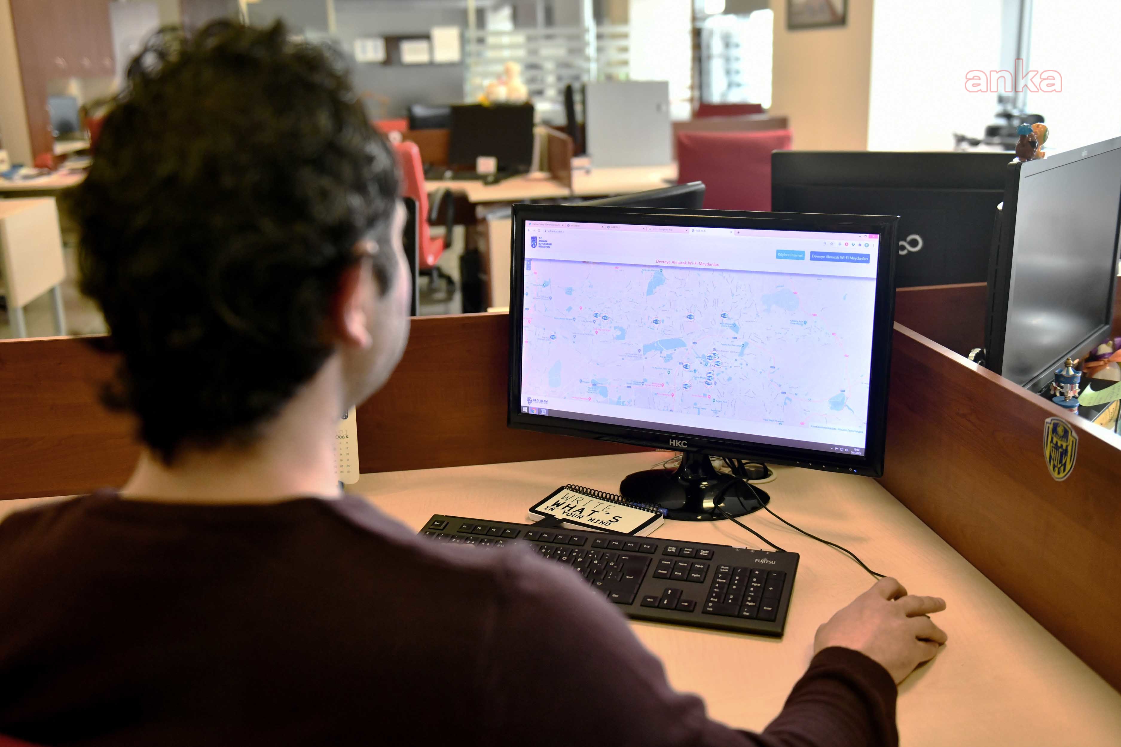 MANSUR YAVAŞ'TAN BAŞKENLİLERE MÜJDE: MEYDANLARDA ÜCRETSİZ İNTERNET VERİLECEK
