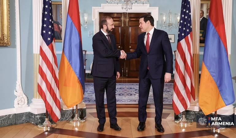 ABD ve Ermenistan, Zengezur Koridoru girişimi için uygulama çerçevesini açıkladı