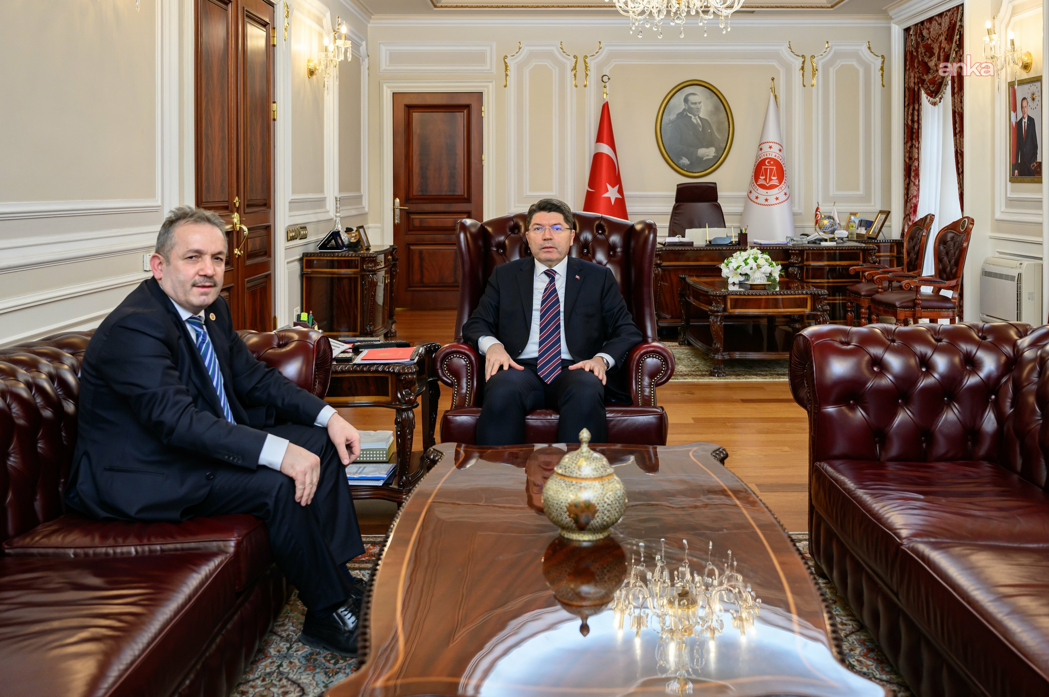 Adalet Bakanı Yılmaz Tunç, Adli Tıp Kurumu Başkanı ve Yargıtay Cumhuriyet Başsavcısı ile görüştü