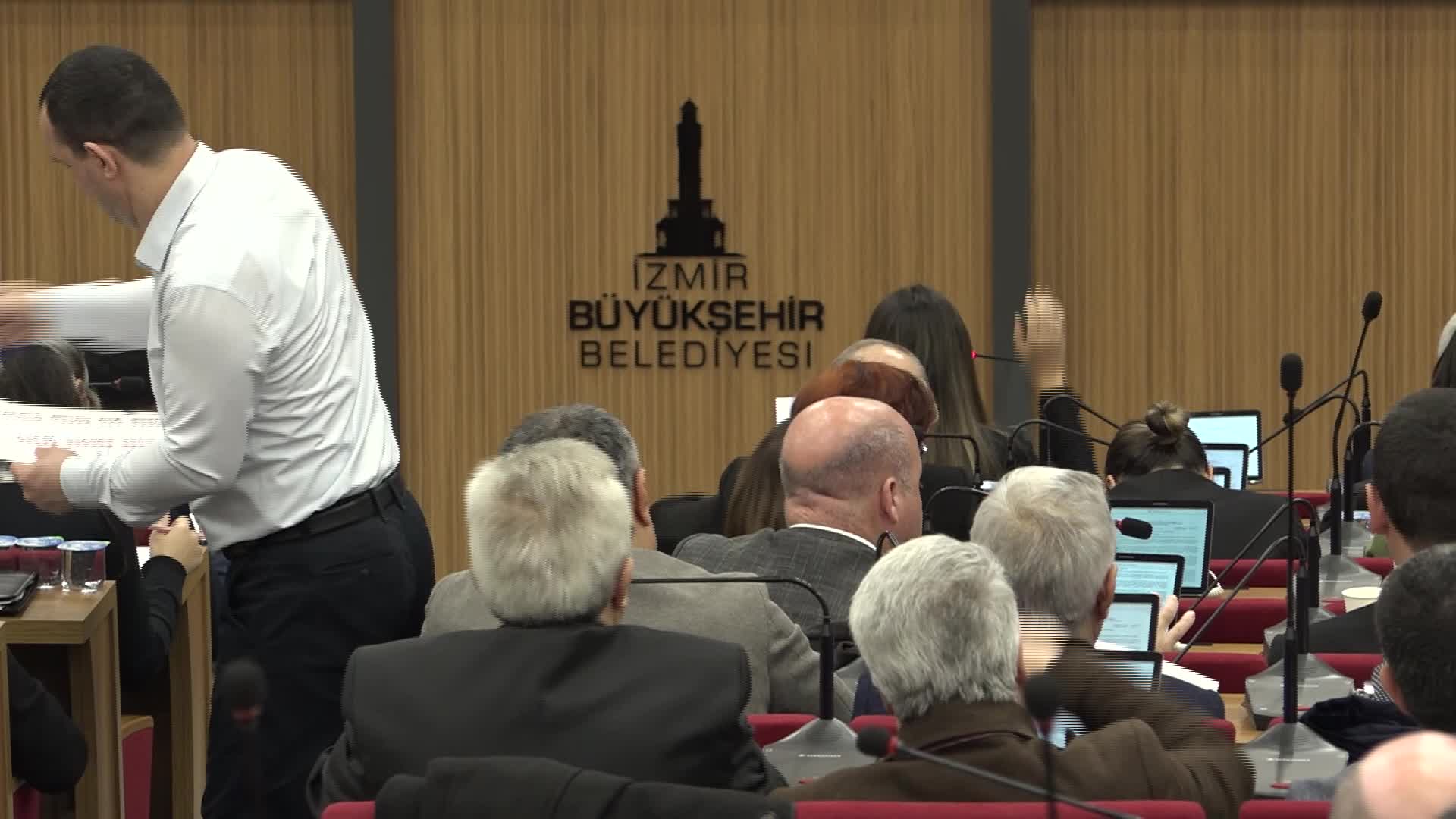 İzmir Büyükşehir Belediye Başkanı Tugay: “Opera binasını bu dönem bitmeden hizmete alacağız”