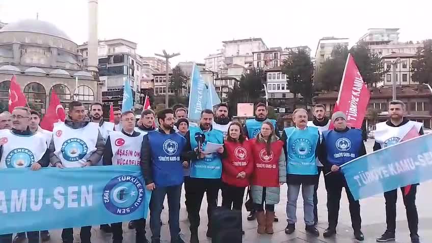 Türkiye Kamu-Sen, maaş ve vergi politikalarını Rize'de protesto etti