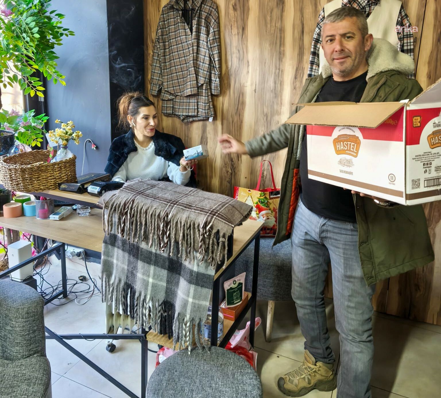 Burdur Belediyesi'nden vatandaşa kandil simidi ikramı