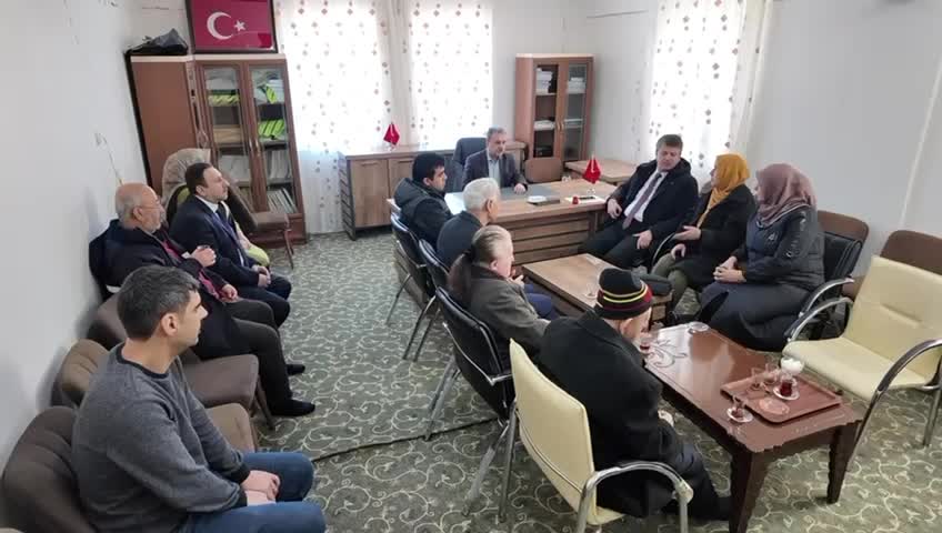 Adıyaman Belediye Başkanı Tutdere’den Görme Engelliler Derneği’ne ziyaret: “Bir telefon kadar yakınınızdayız”