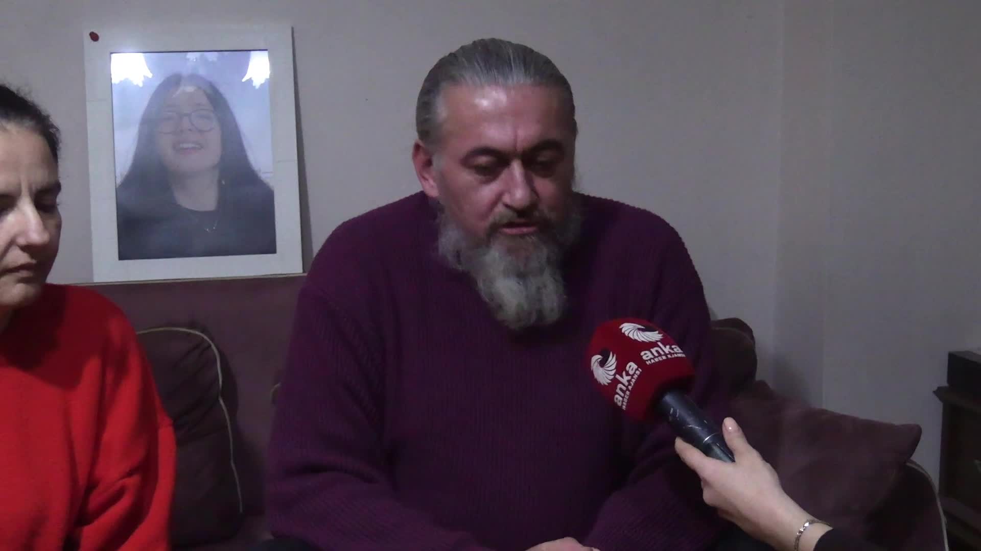 14 yaşındaki kızlarını kaybeden Dinç ailesinin adalet çığlığı: Bizi dedektifçilik oynamaya mahkum ediyorlar... Çünkü biliyoruz ki, bir şeyleri kovalamazsak, bu dosya kapanıp gidecek