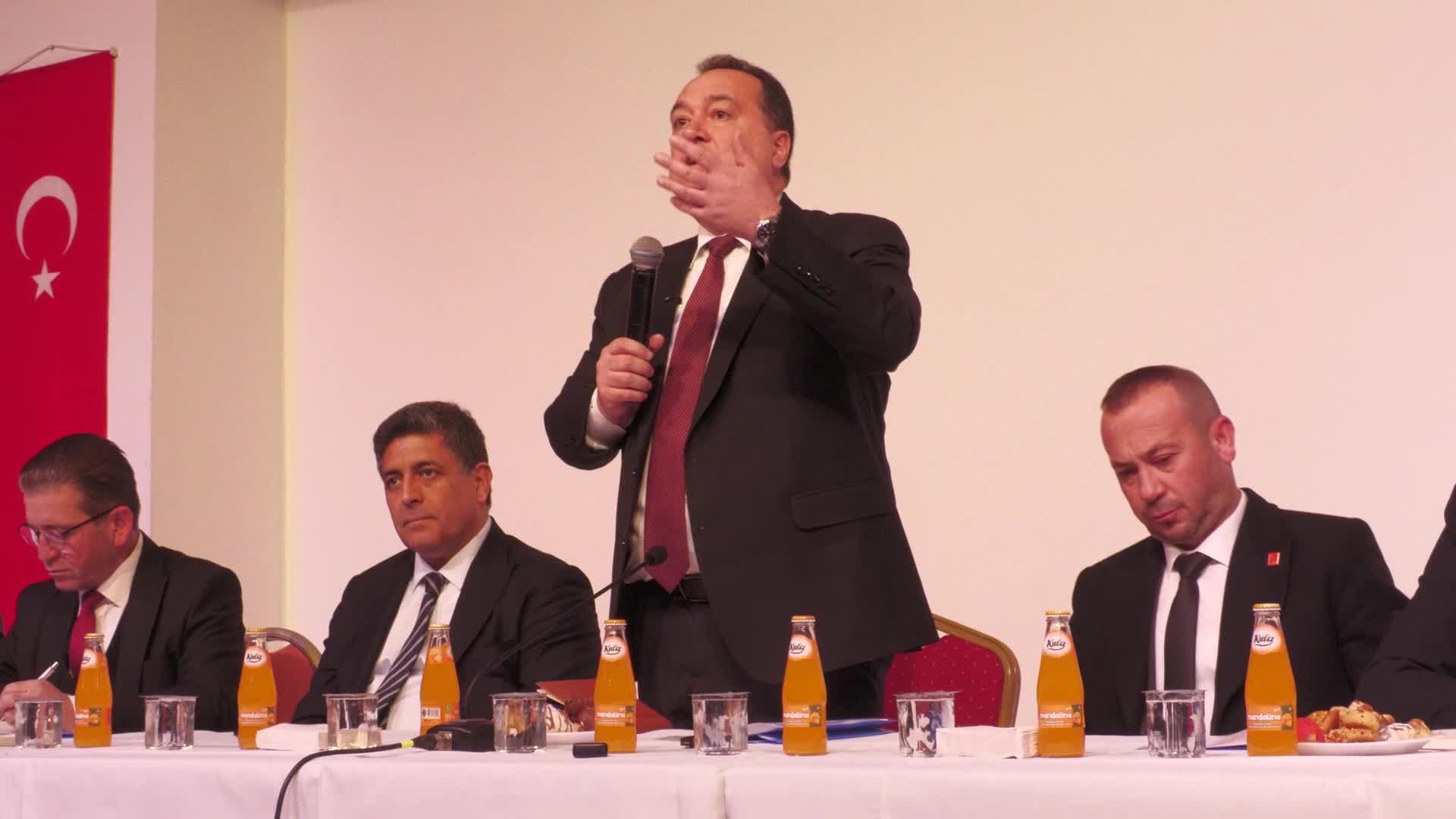 Manisa Büyükşehir Belediye Başkanı Dutlulu, Demirci'de STK temsilcileri ile buluştu