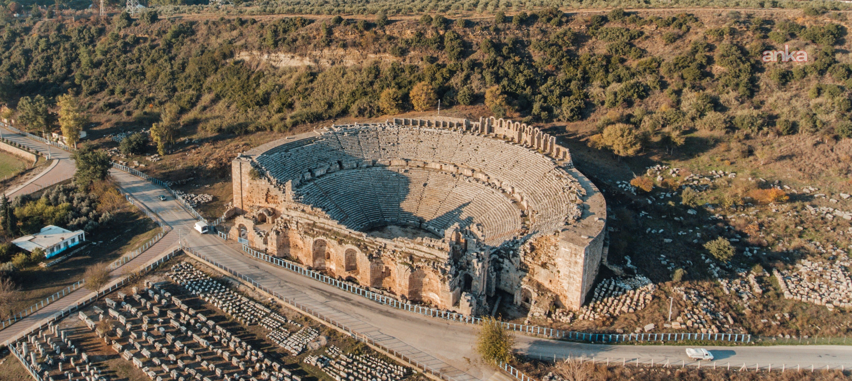 Mehmet Nuri Ersoy: "Antalya'yı arkeolojisi, müzeleri ve ören yerleriyle dört mevsim kültür turizminin merkezi haline getiriyoruz"