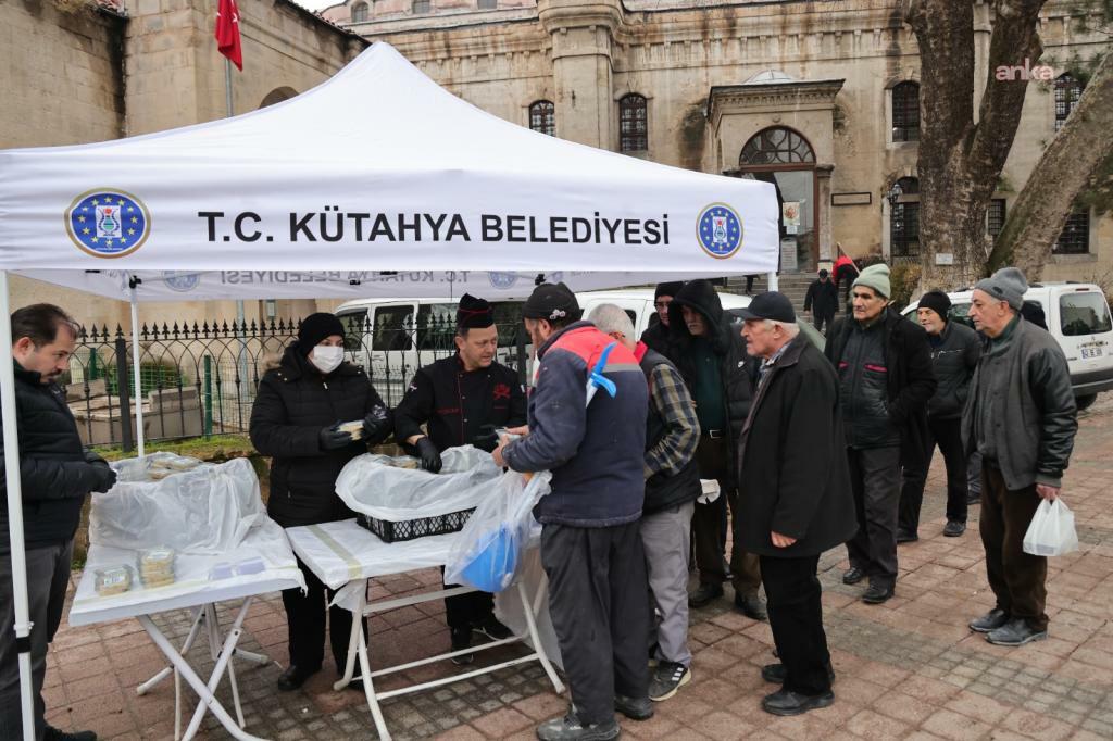 Kütahya Belediyesi'nden Miraç Kandili dolayısıyla helva ikramı