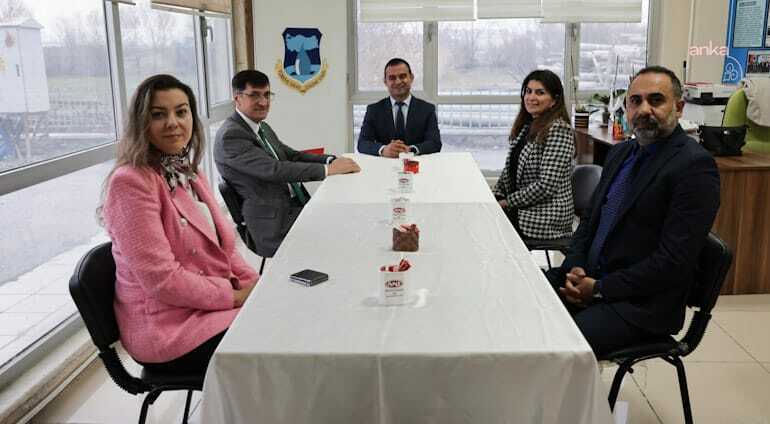 Kütahya Belediye Başkanı Kahveci, Mikro Kredi Ofisi'ni ziyaret etti