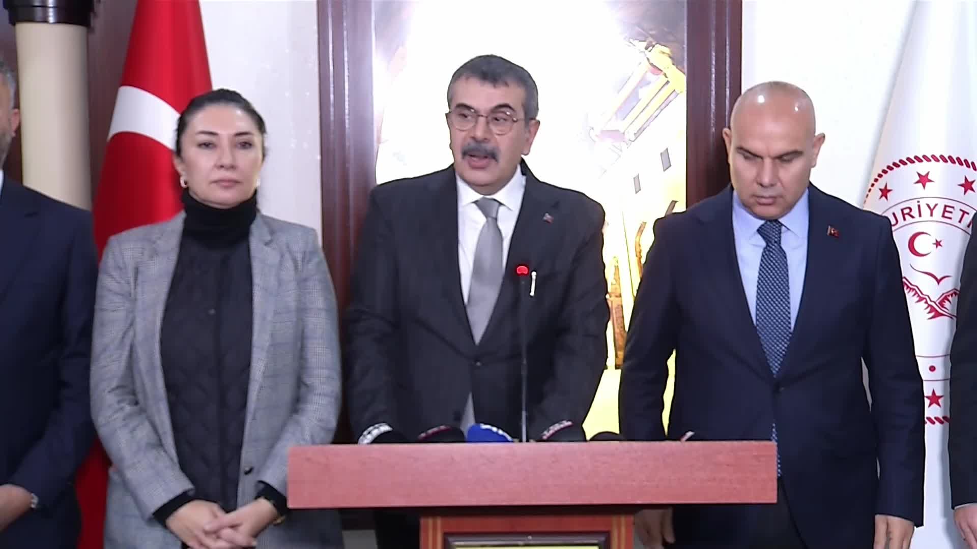 Milyonlarca öğrenci için yarıyıl zili çaldı