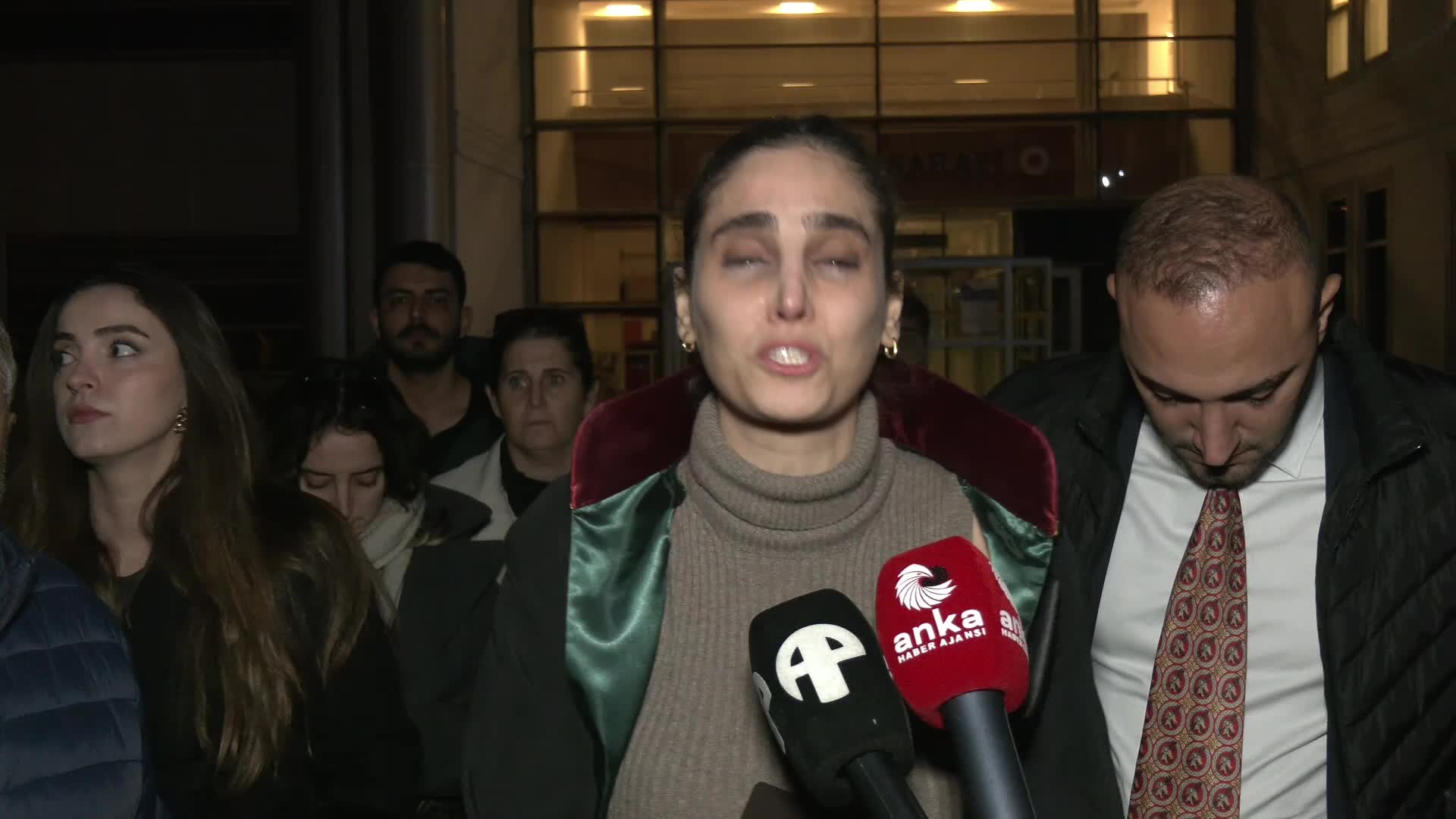 Depremde 269 kişiye mezar olan Rönesans Rezidans davasında mahkemeden "olası kast" talebine ret