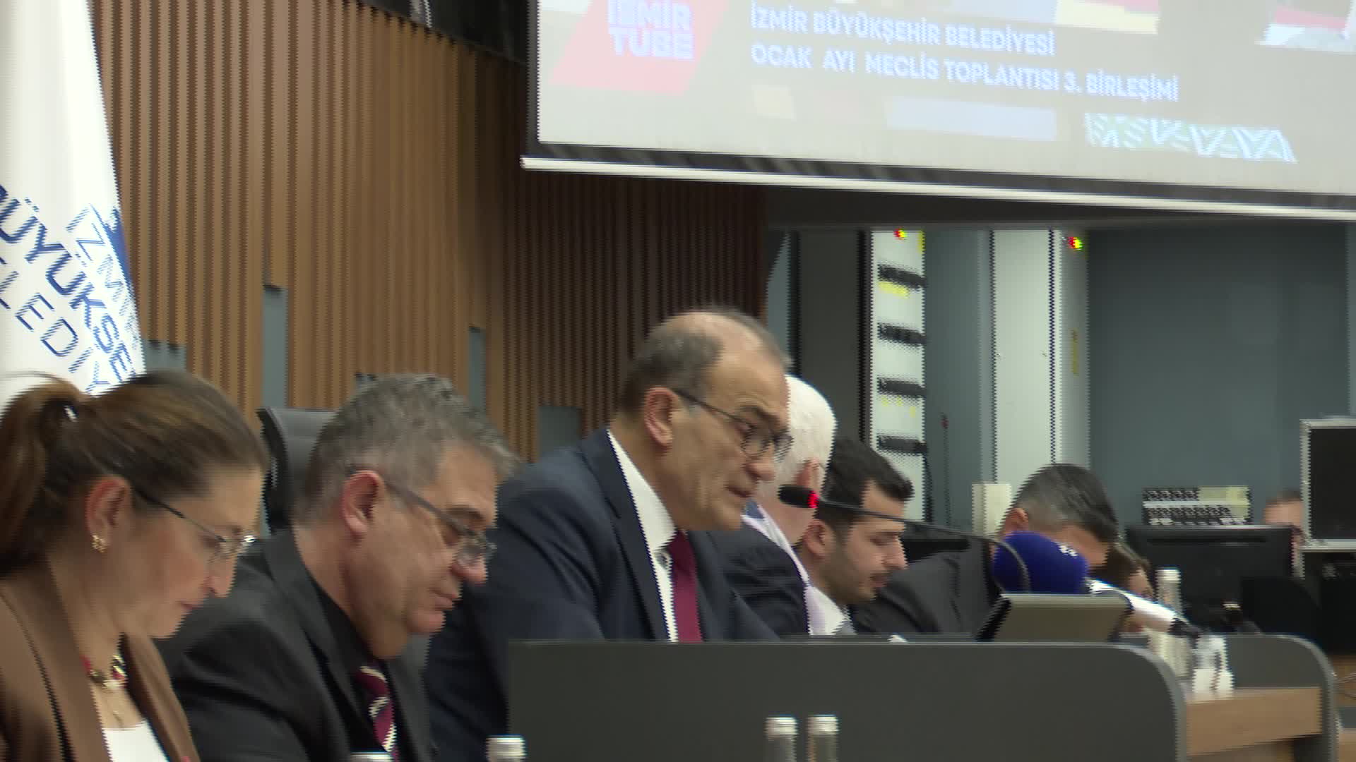İzmir Büyükşehir Belediye Meclisi'nde "Basmane Çukuru"nda çözüm için yeni adım