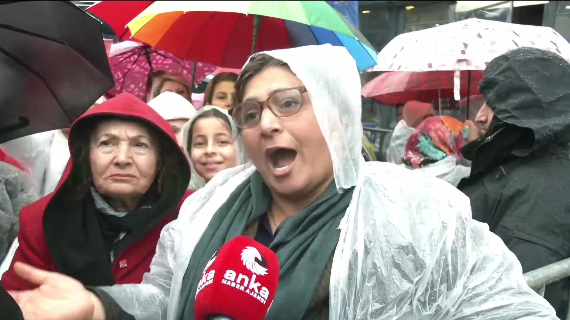 CHP’nin "Millet İradesine Sahip Çıkıyor" mitingi... Emekli vatandaş: "Ben devletime vergi verdim, hala veriyorum ama ben de yaşamak istiyorum, yaşamak istiyorum"