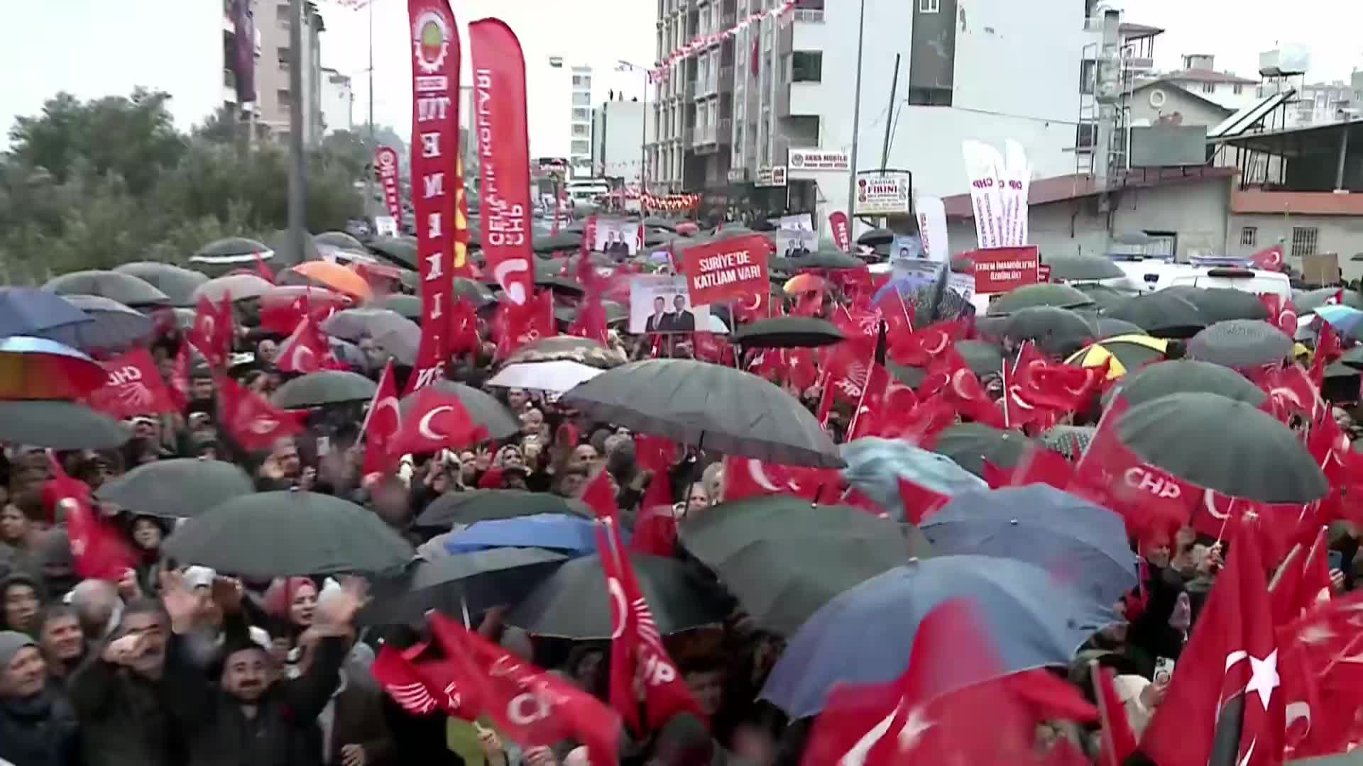 CHP'nin Millet İradesine Sahip Çıkıyor Mitingi.... Özgür Özel: “Deprem konutları bedava değil, boş senetlere faiz koyuyorlar”